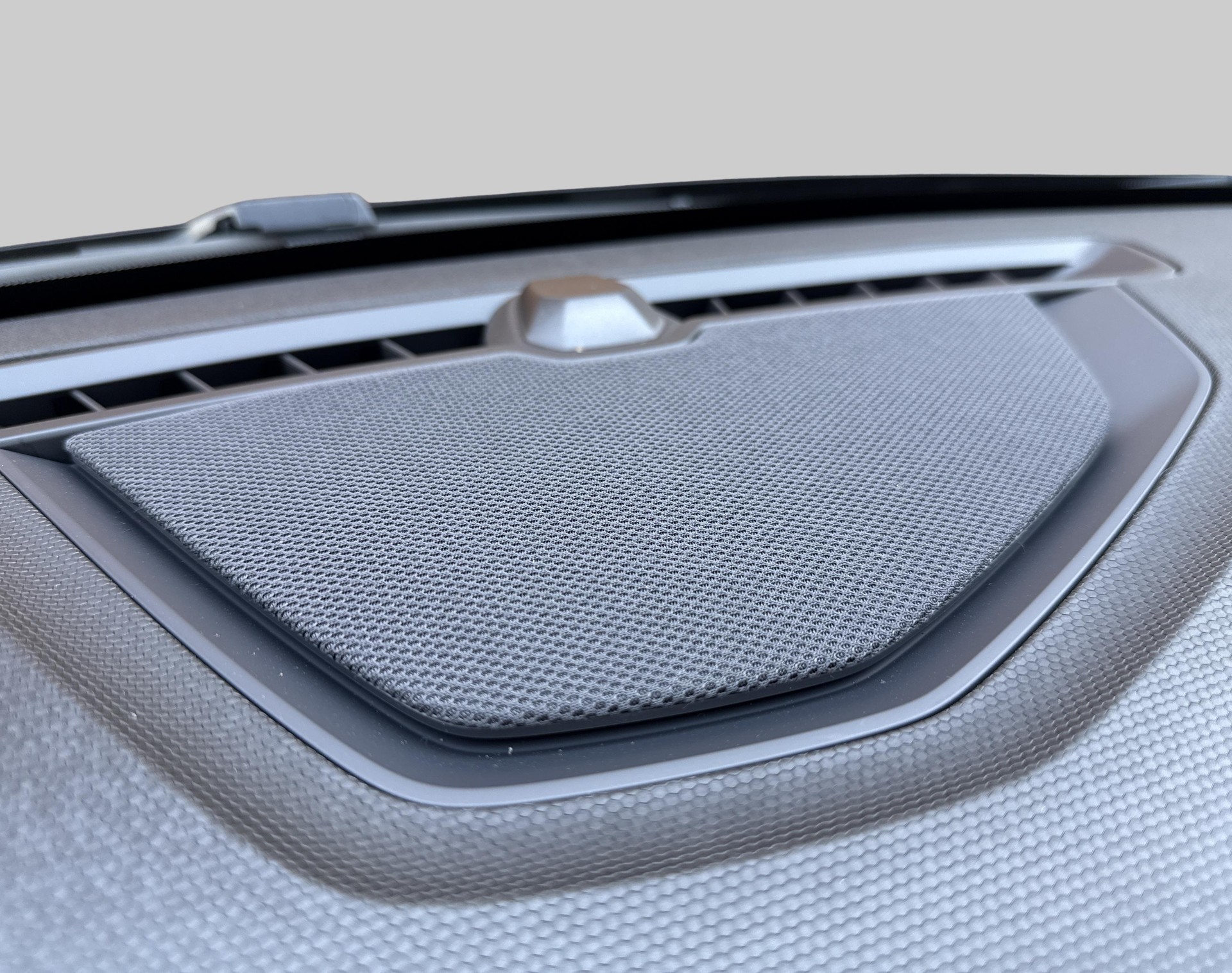 LYNK & CO 01 1.5 PHEV More-image-15