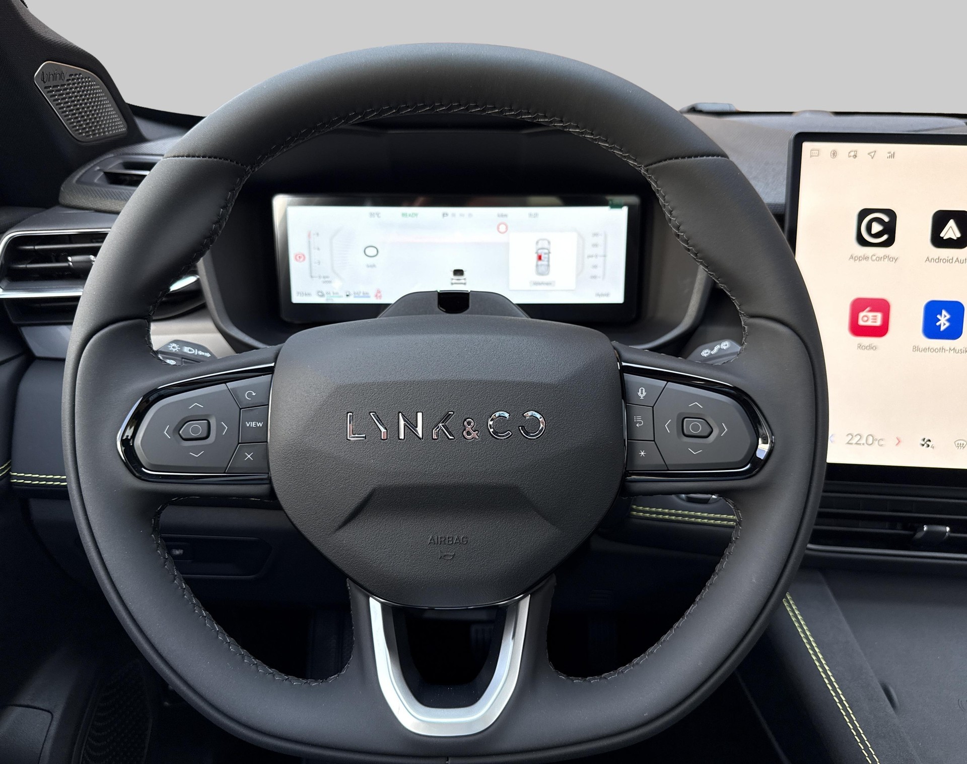 LYNK & CO 01 1.5 PHEV More-image-11