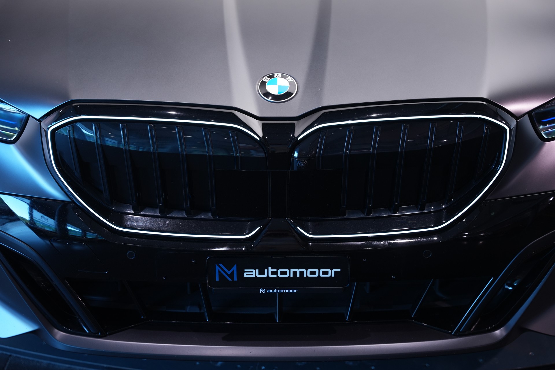 BMW 540d xDrive 48V M Sport Pro Steptronic *Frozen Deep Grey* *Iconic Glow* *Shadow Line* *Carbon*-image-50