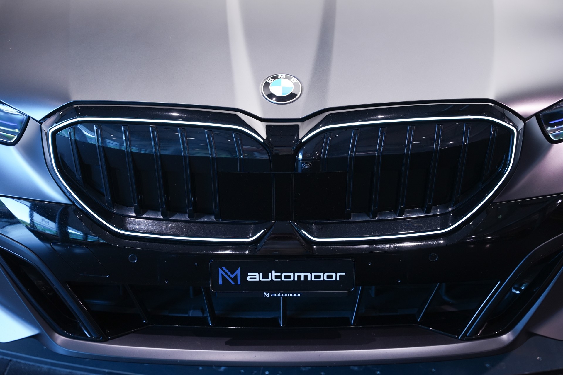 BMW 540d xDrive 48V M Sport Pro Steptronic *Frozen Deep Grey* *Iconic Glow* *Shadow Line* *Carbon*-image-50