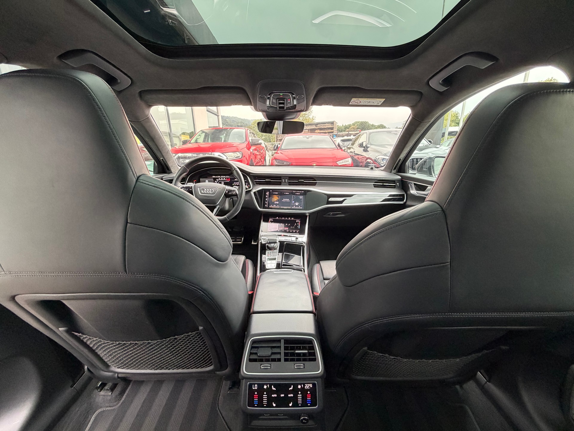 AUDI RS6 Avant 4.0 TFSI V8 quattro-image-17