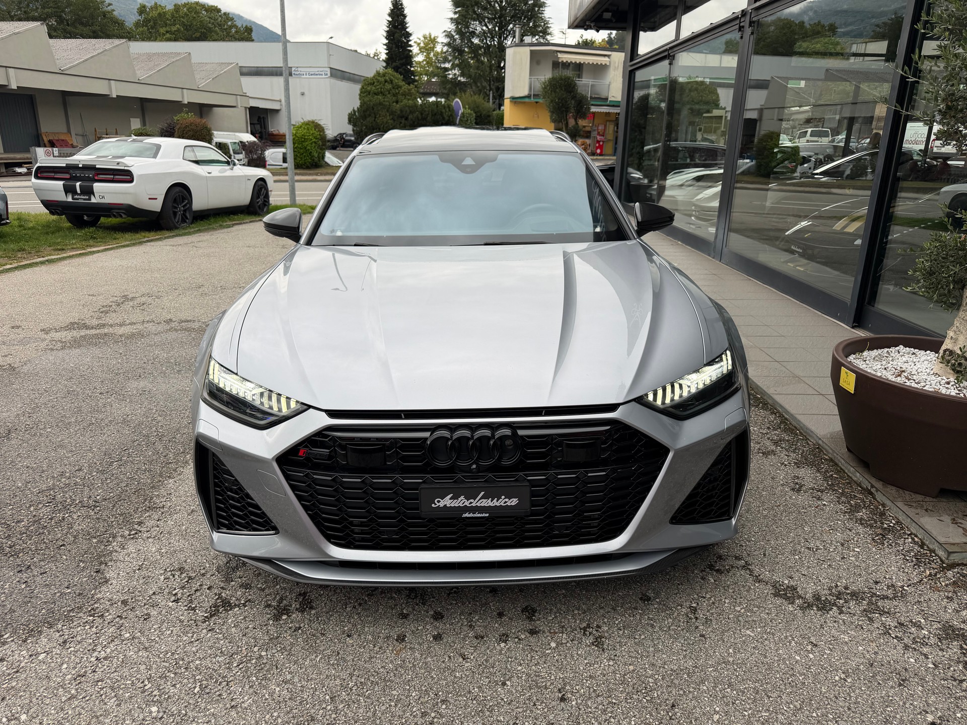 AUDI RS6 Avant 4.0 TFSI V8 quattro-showroom-element-1