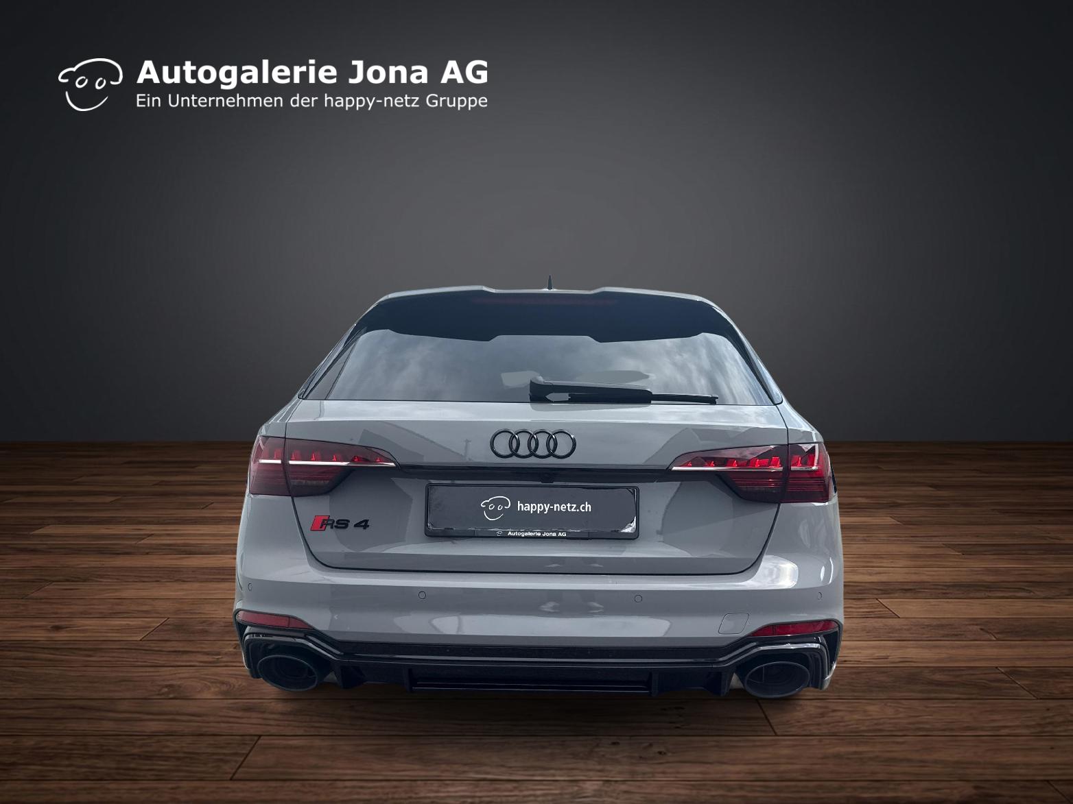 AUDI RS4 Avant 2.9 V6 TFSI quattro T-Tronic-image-2