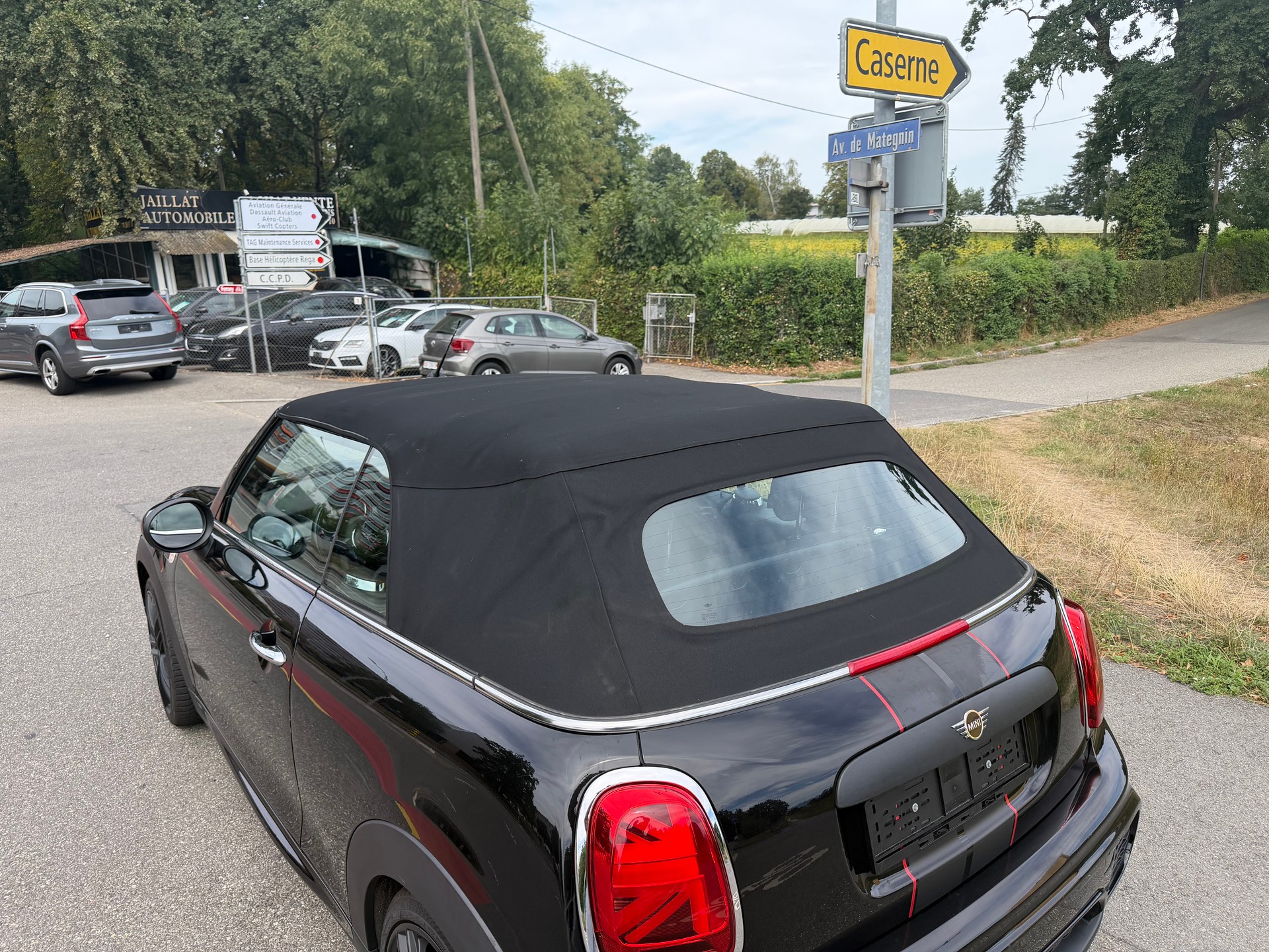 MINI One Cabriolet JCW-image-5
