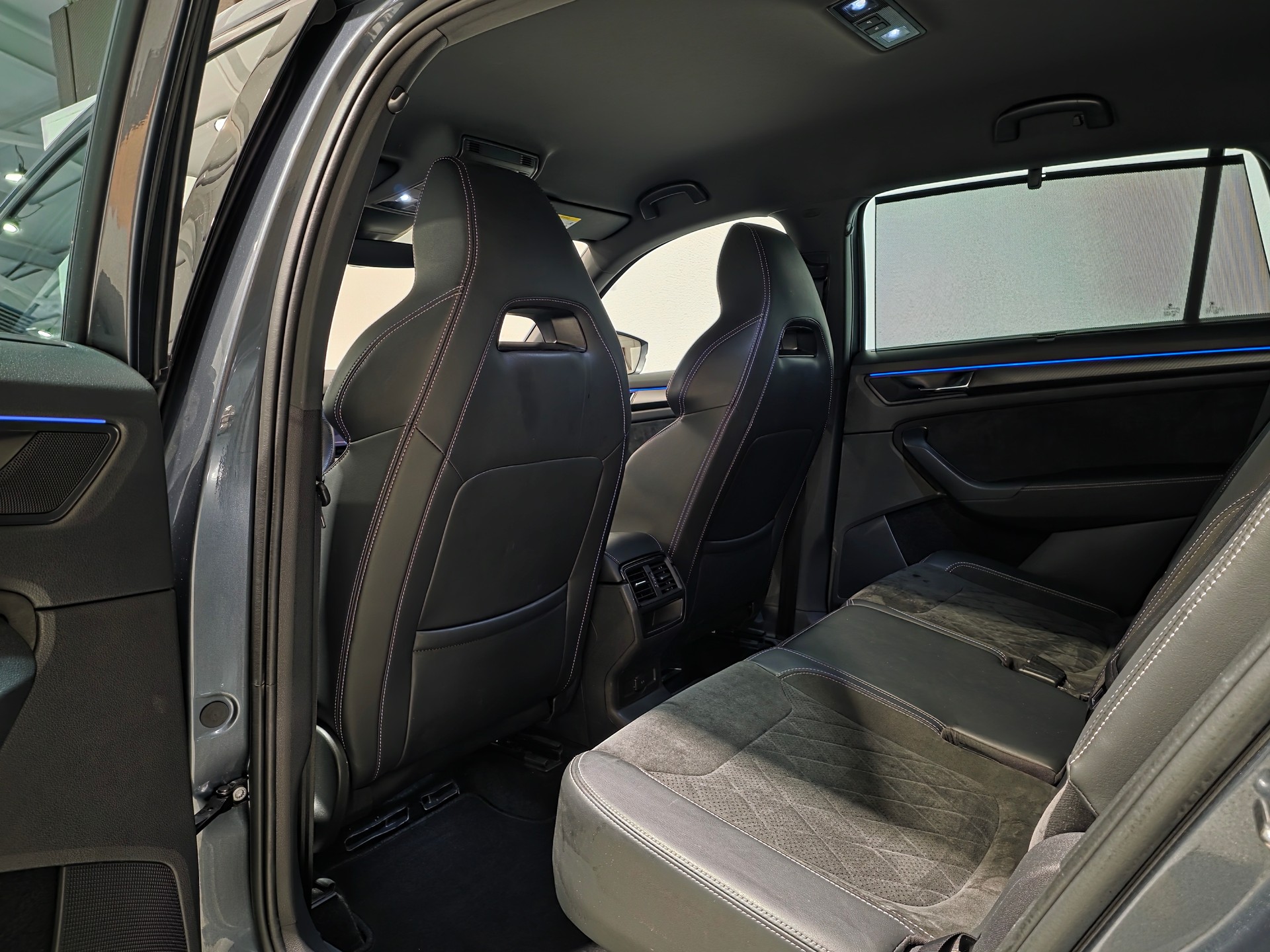 SKODA Kodiaq 2.0 TSI 4x4 Sport Line 7-Plätzer-image-15