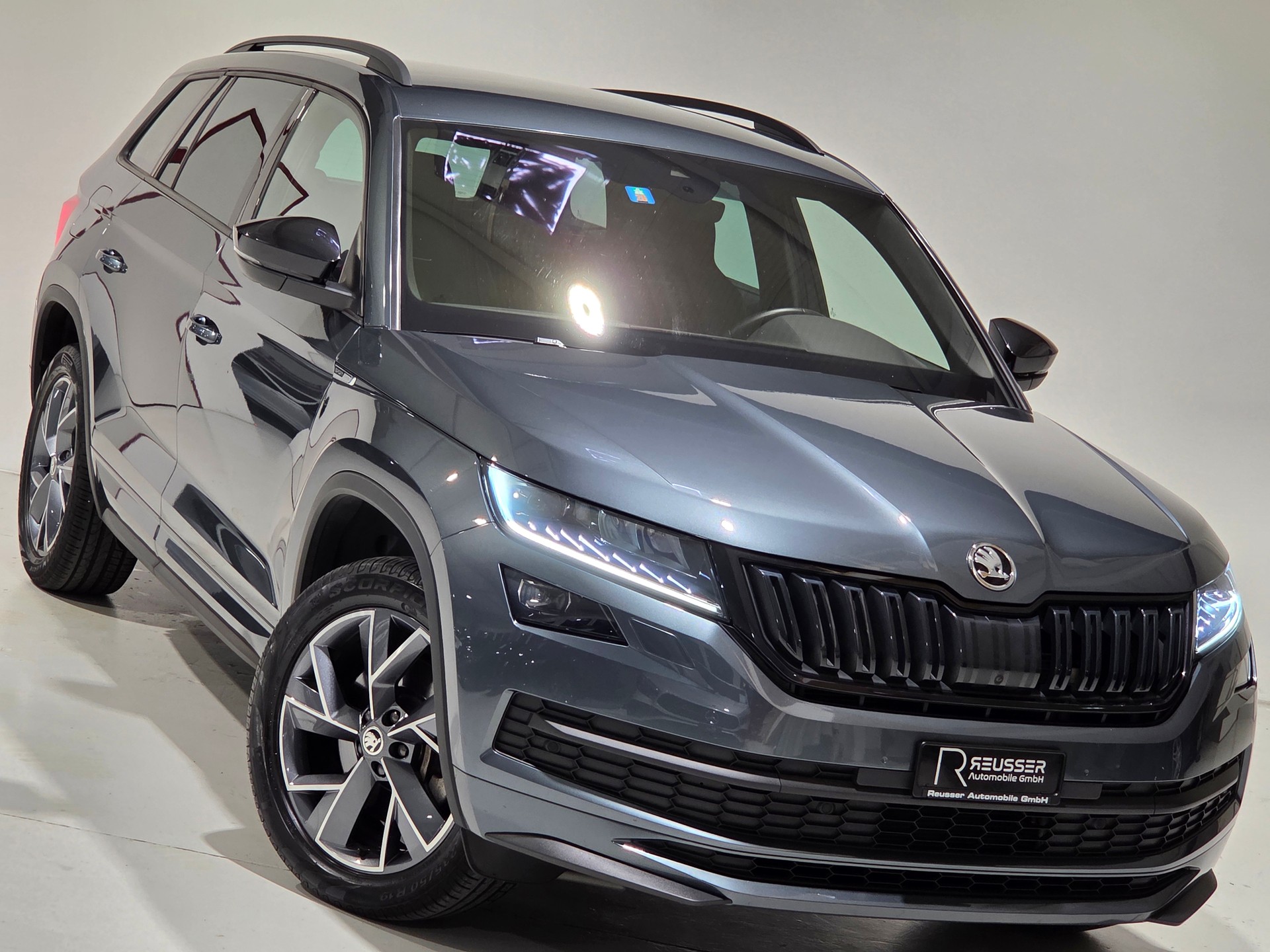 SKODA Kodiaq 2.0 TSI 4x4 Sport Line 7-Plätzer-image-24