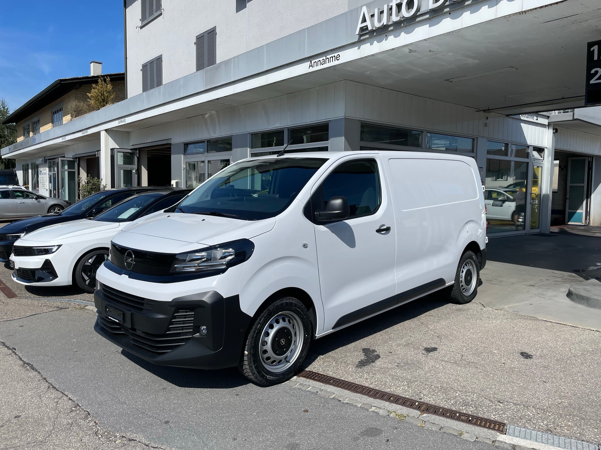 OPEL Vivaro Cargo 1.5 D s/s M-image-1