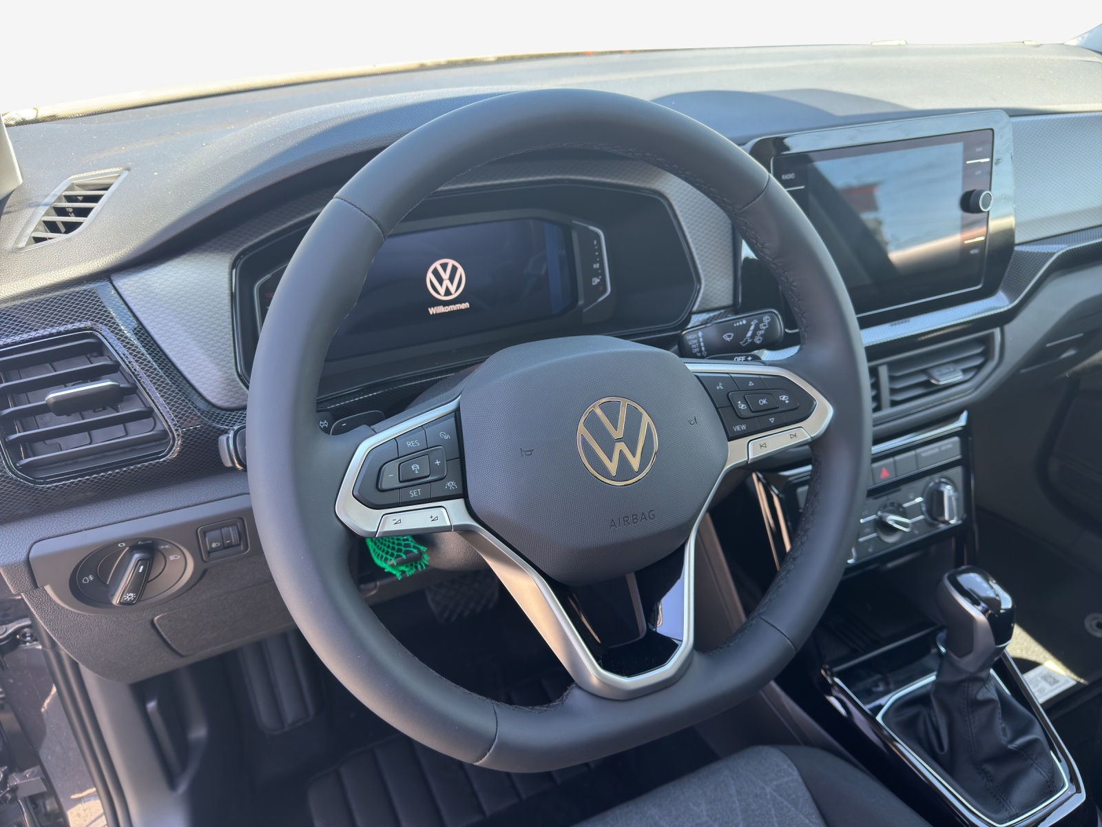 VW T-Cross 1.0 TSI EVO Life DSG-image-9