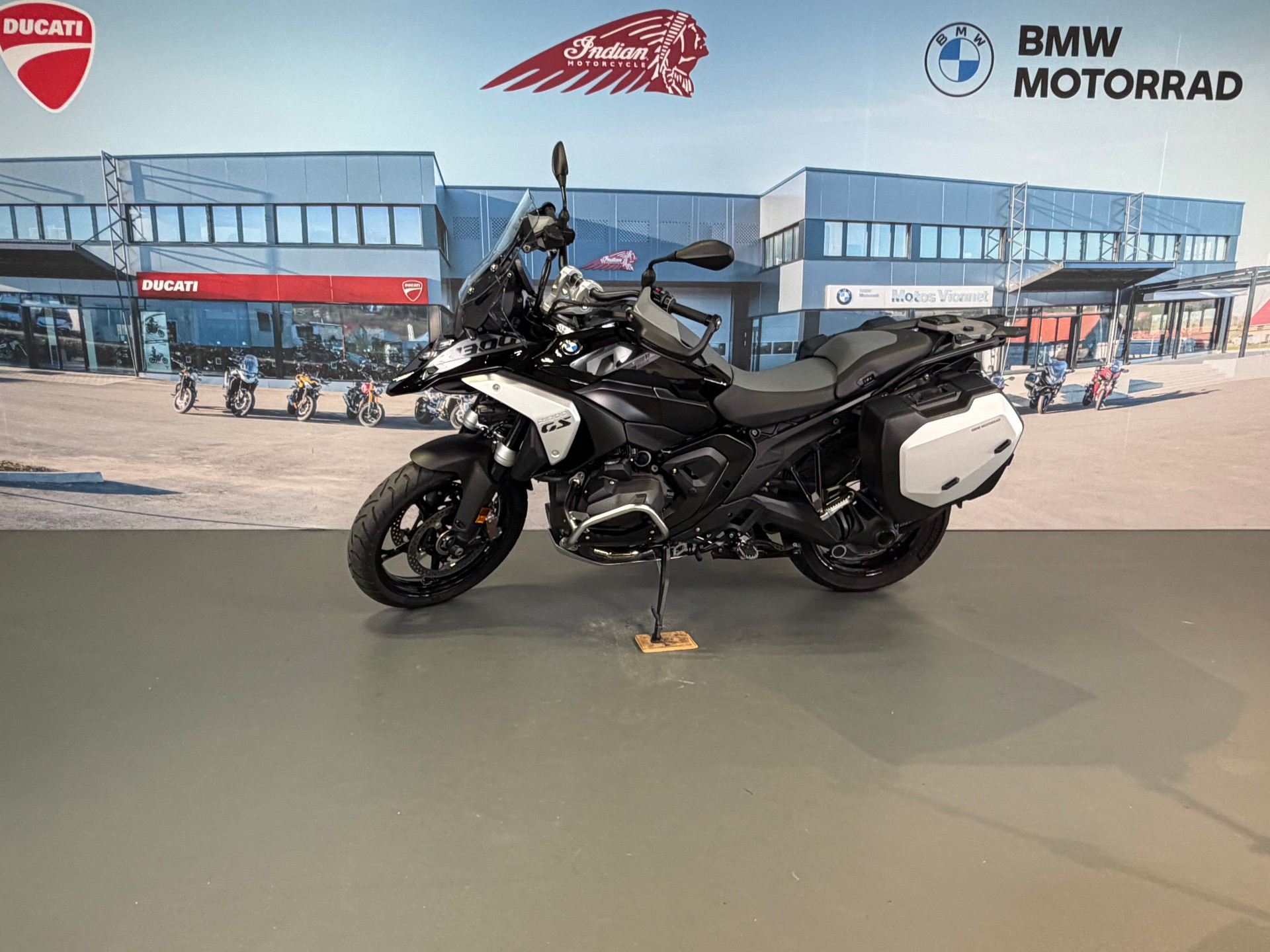 BMW R 1300 GS-showroom-element-3