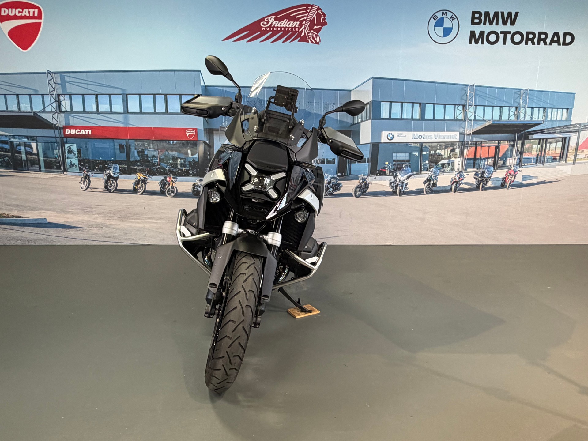 BMW R 1300 GS-showroom-element-1