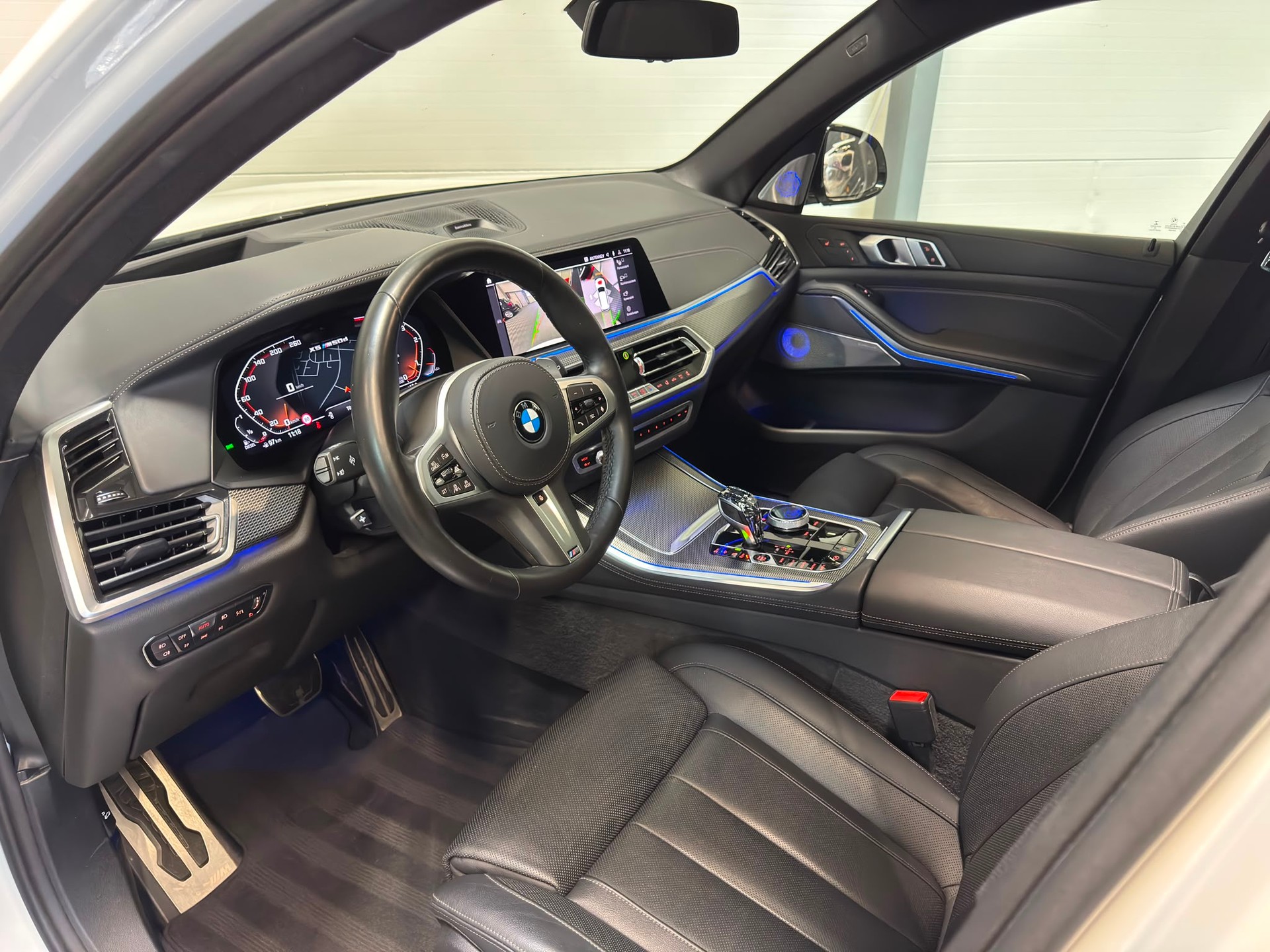 BMW X5 M50d xDrive-image-11