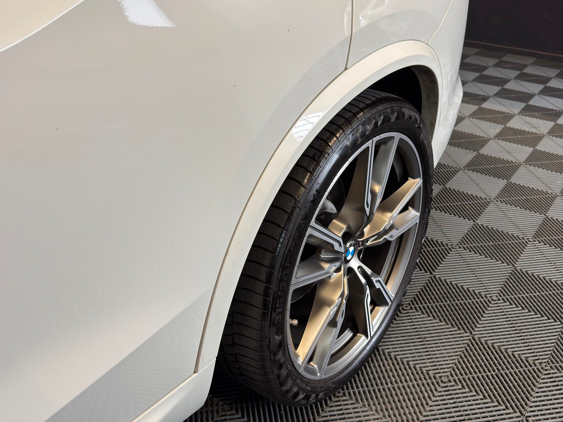 BMW X5 M50d xDrive-image-7