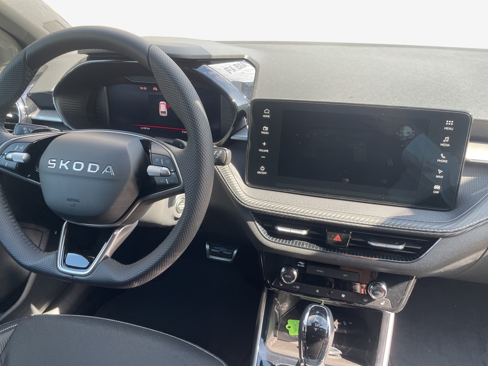 SKODA Fabia 1.5 TSI 130 DSG-image-10