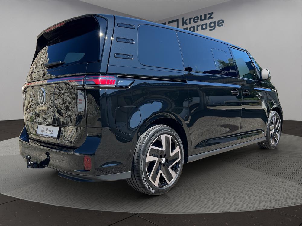 VW ID.Buzz LWB GTX 4 Motion-image-2