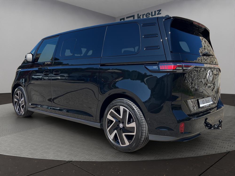 VW ID.Buzz LWB GTX 4 Motion-image-3