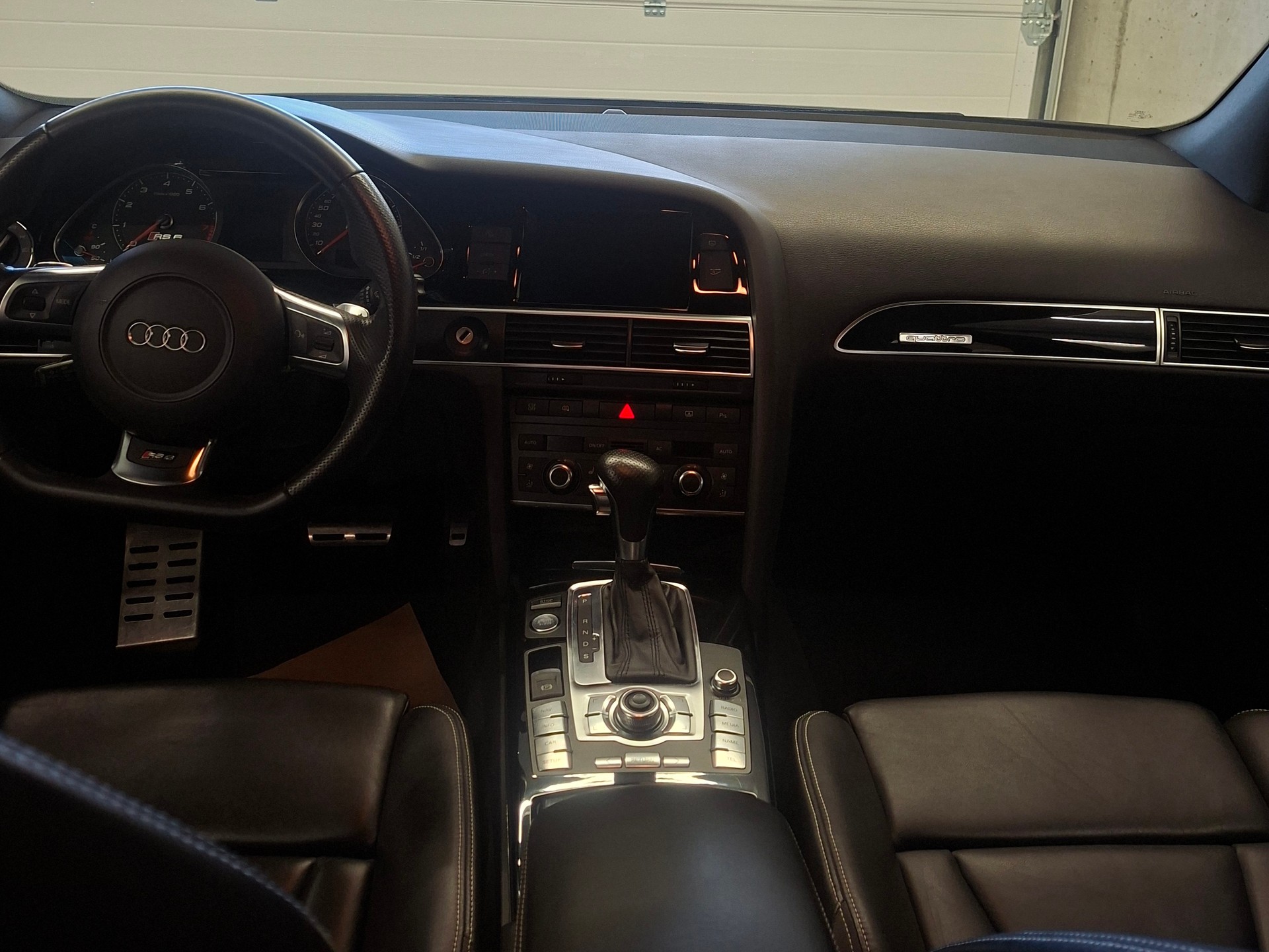 AUDI RS6 Limousine 5.0 TFSI V10 quattro tiptronic-image-11