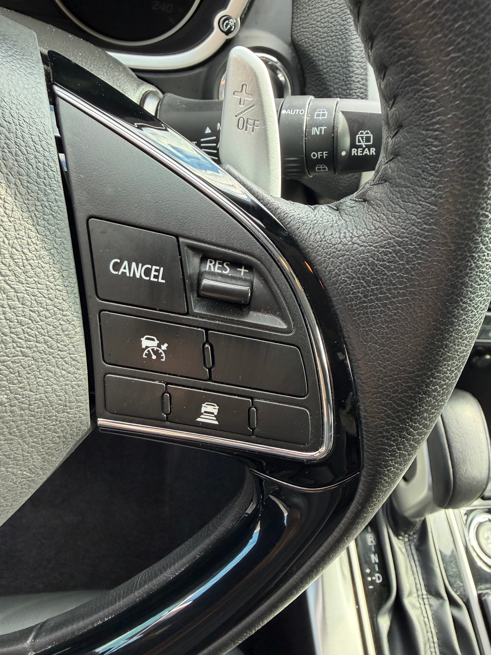 MITSUBISHI Eclipse Cross 1.5 T-Mivec Diamond 4WD CVT-image-11
