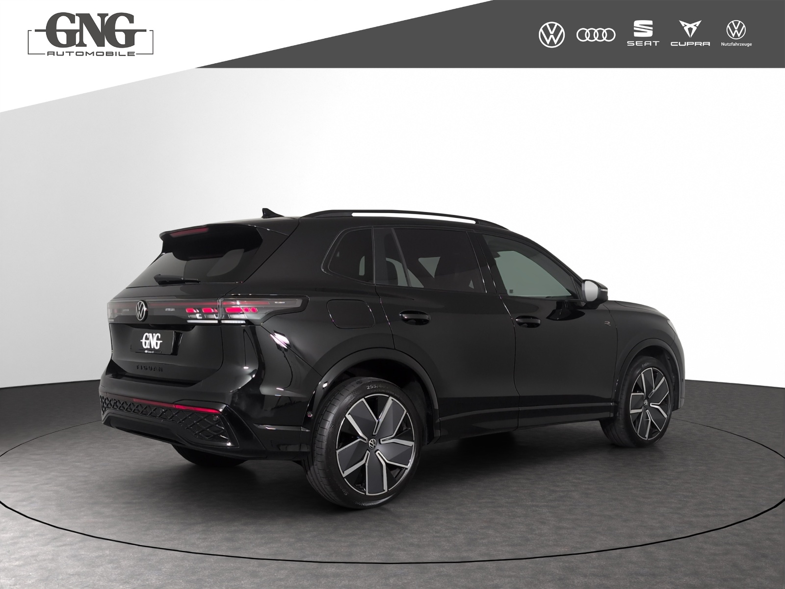 VW Tiguan 2.0 TSI DSG R-Line 4Motion-showroom-element-2