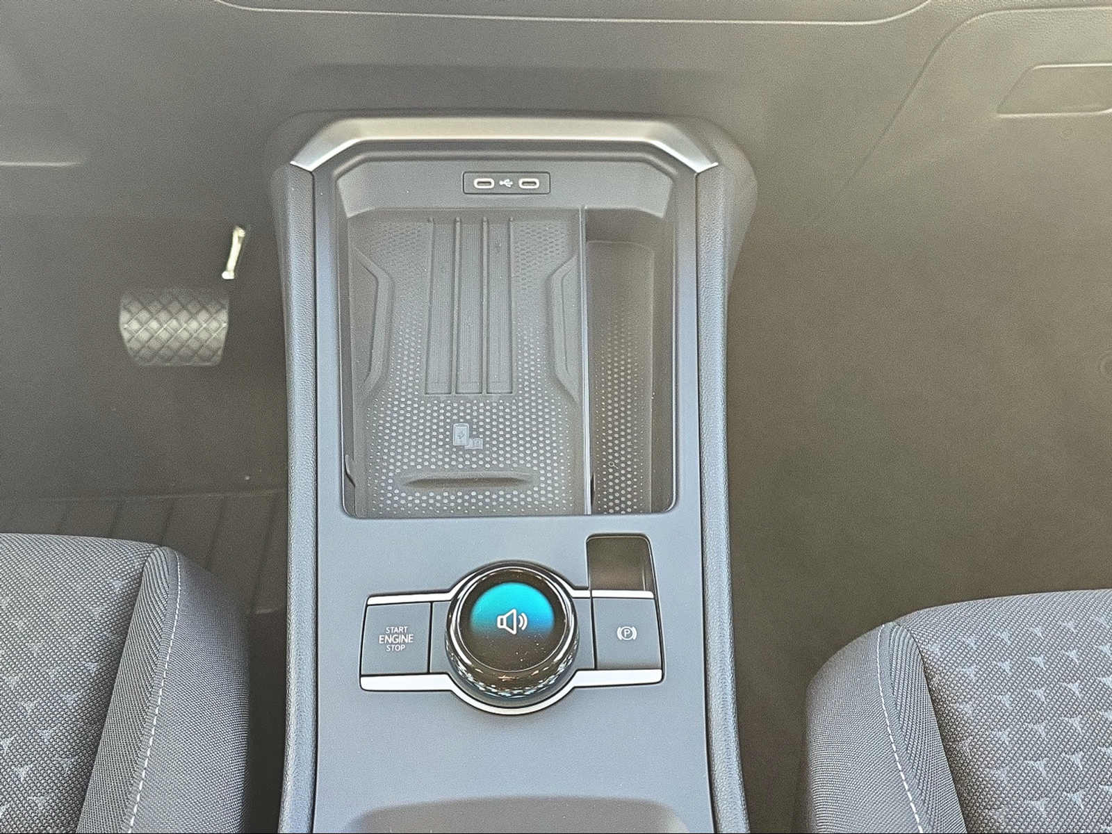 VW VW T-Roc-image-11