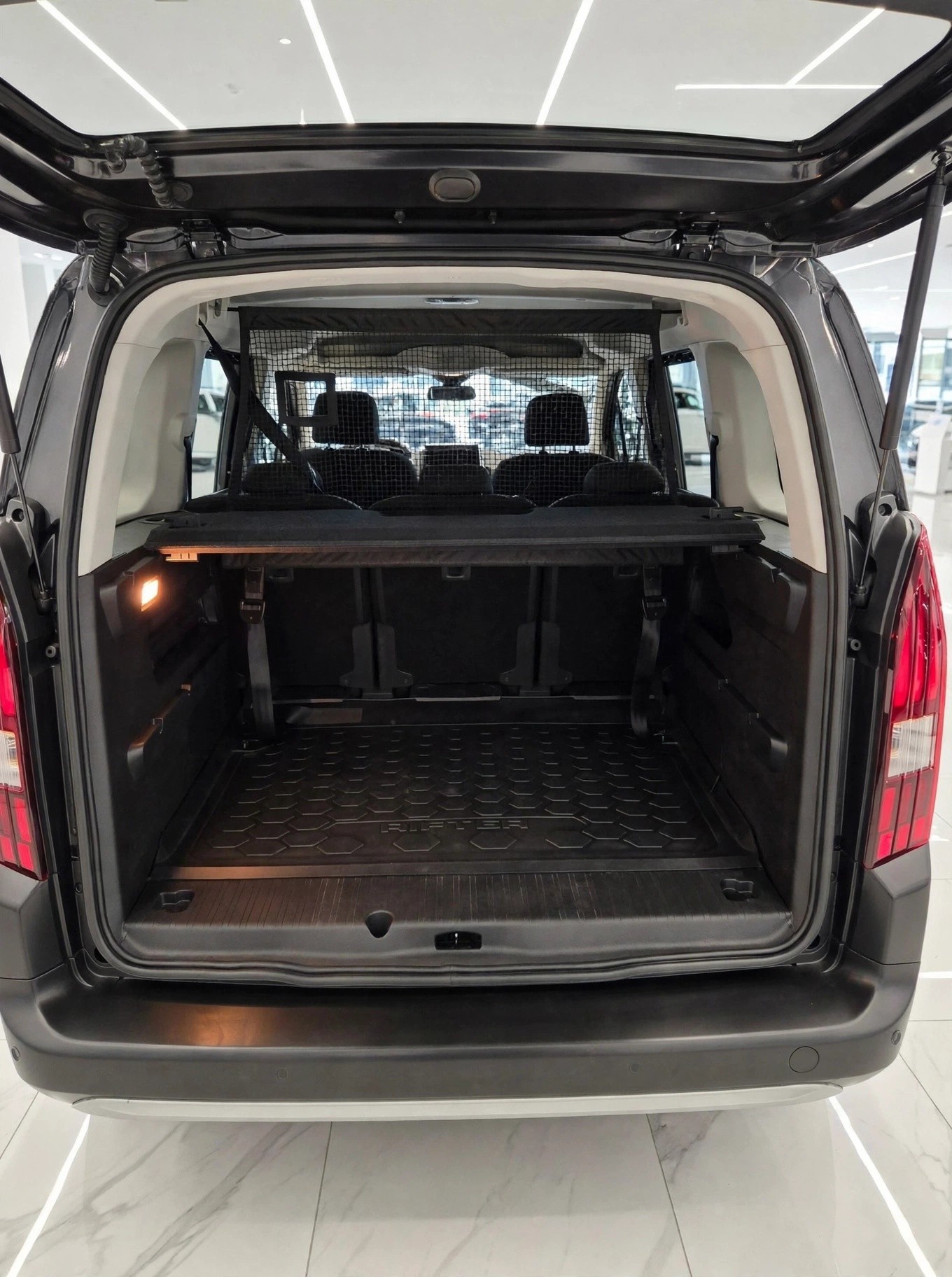 PEUGEOT Rifter 1.5 BlueHDi GT Line EAT8 - 5 POSTI - AUTOMATICA-image-4