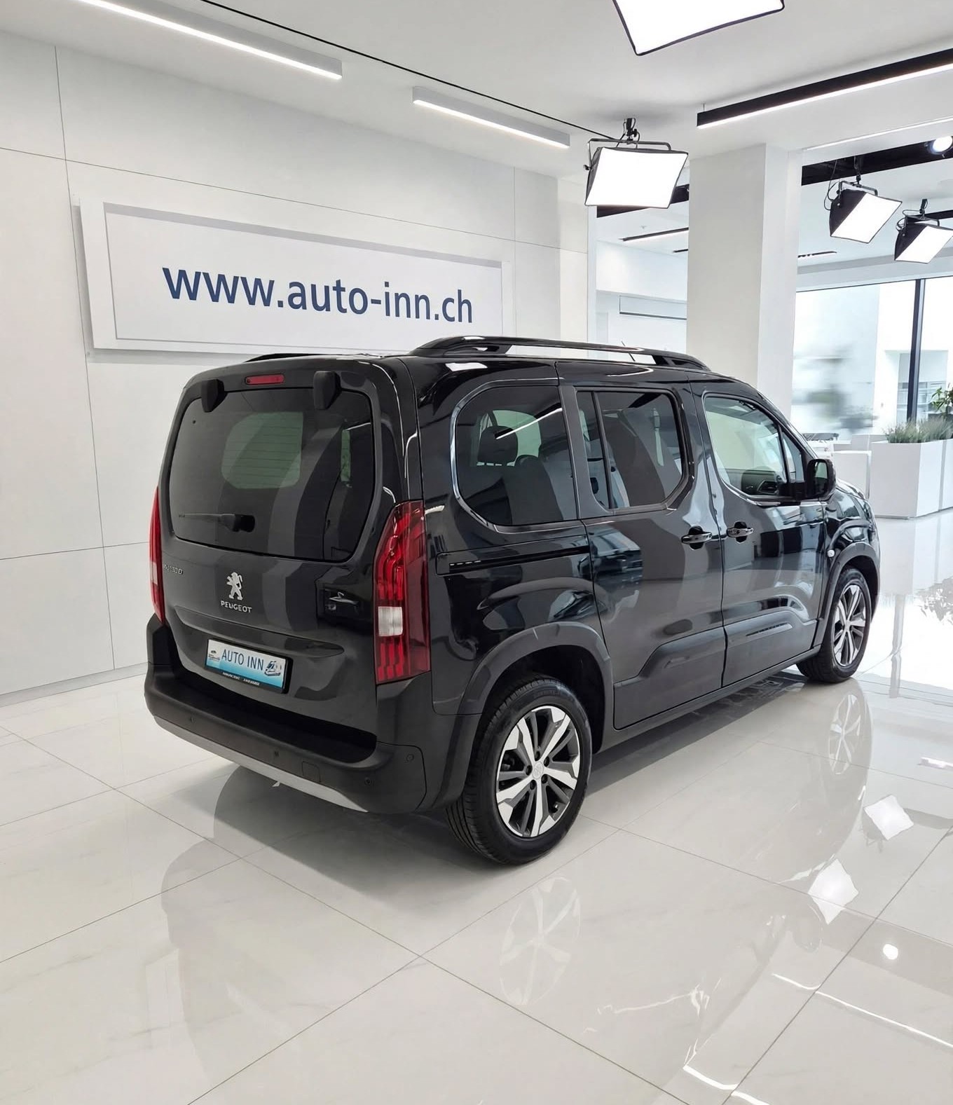 PEUGEOT Rifter 1.5 BlueHDi GT Line EAT8 - 5 POSTI - AUTOMATICA-image-2
