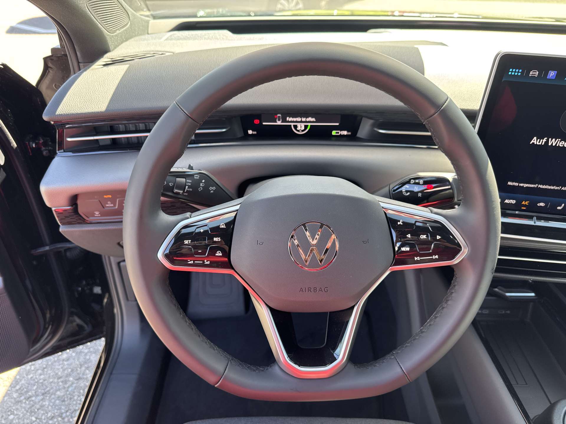 VW ID.7 Tourer Limited Edition 77kWh 285PS Automat-image-14
