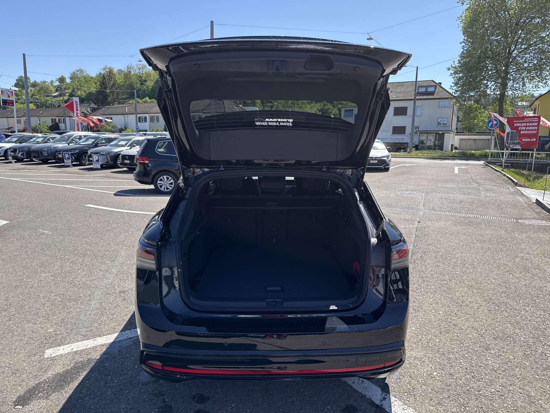 VW ID.7 Tourer Limited Edition 77kWh 285PS Automat-image-6