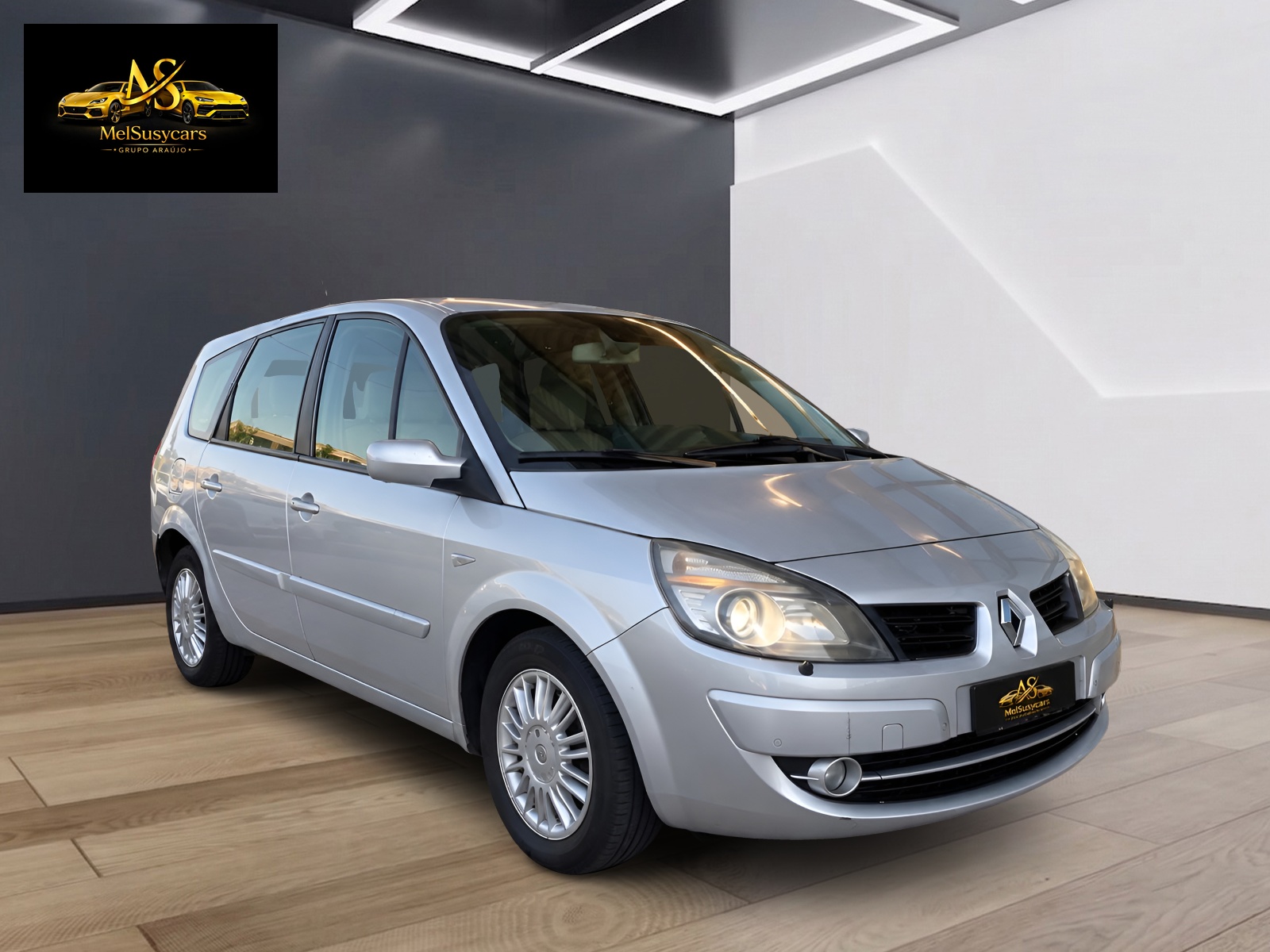 RENAULT Grand Scénic 2.0 16V Fairway Automatic-showroom-element-1