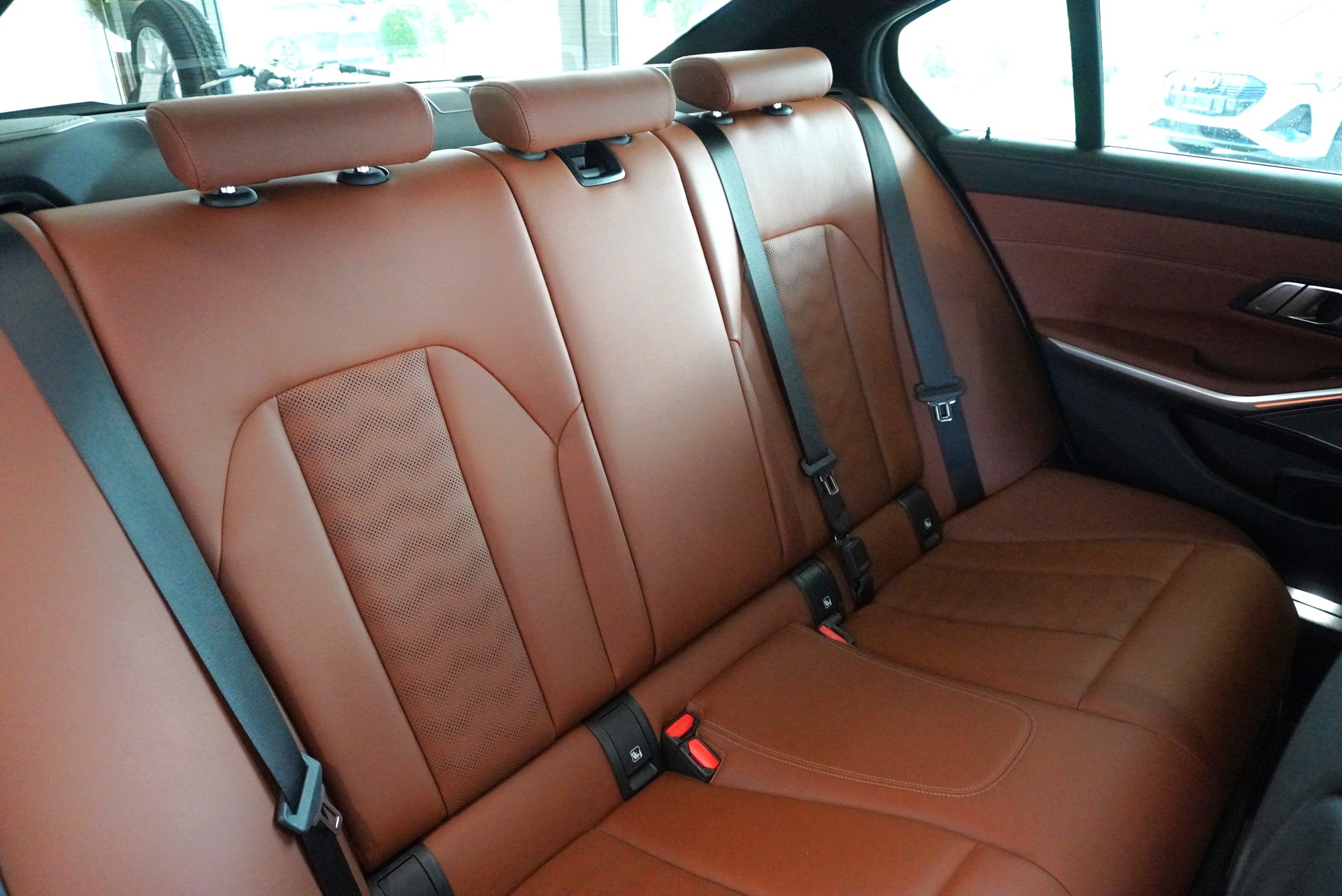BMW M3 Competition M xDrive-image-14