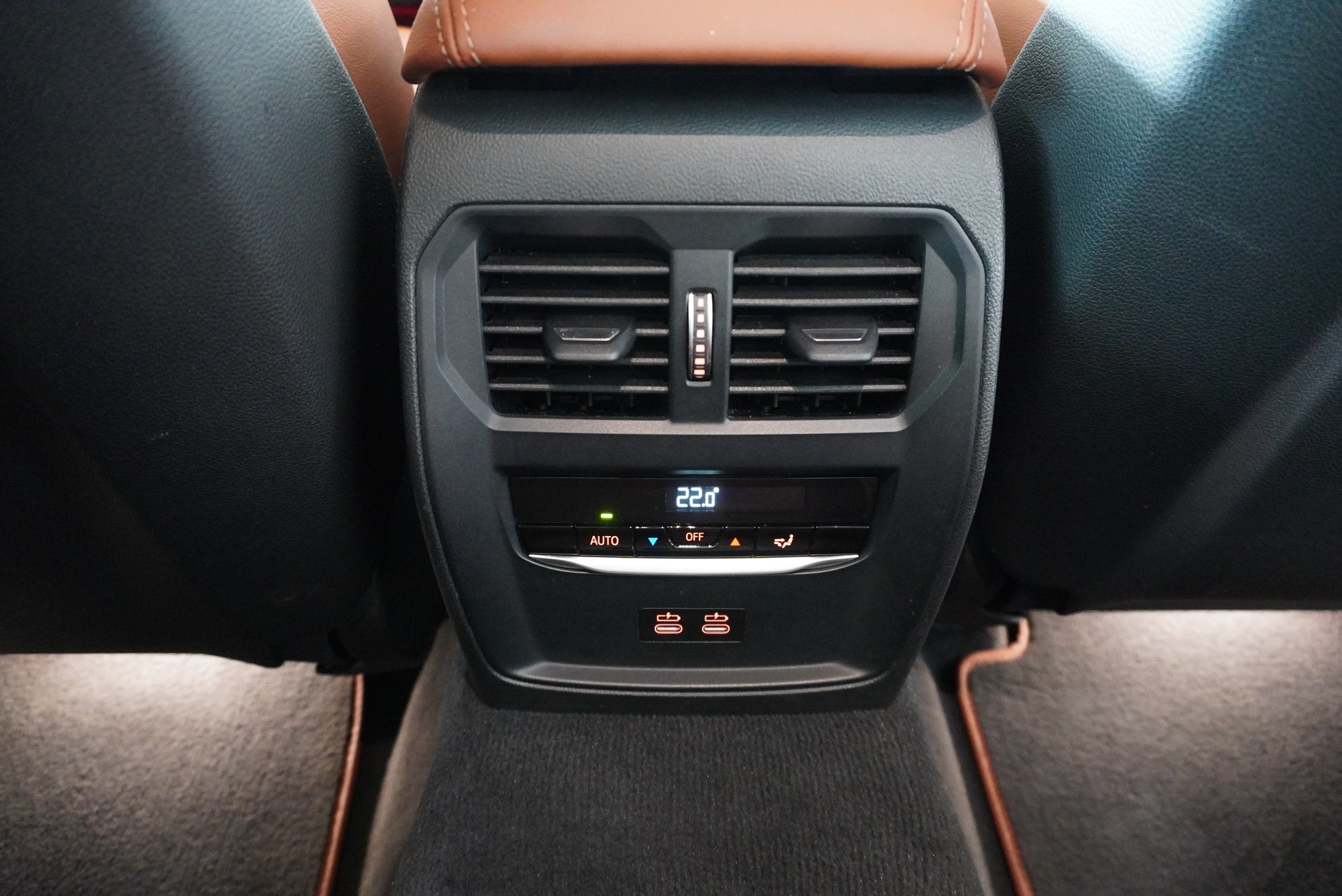 BMW M3 Competition M xDrive-image-21