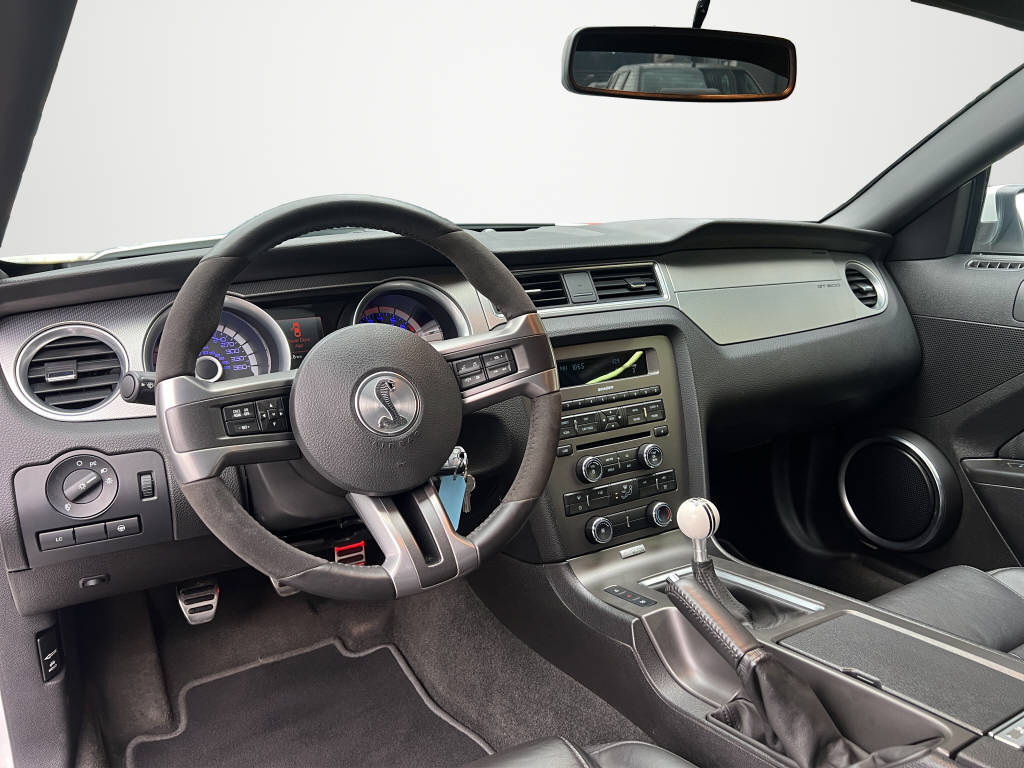 FORD Mustang Coupé 5.0 V8 GT Premium-image-10