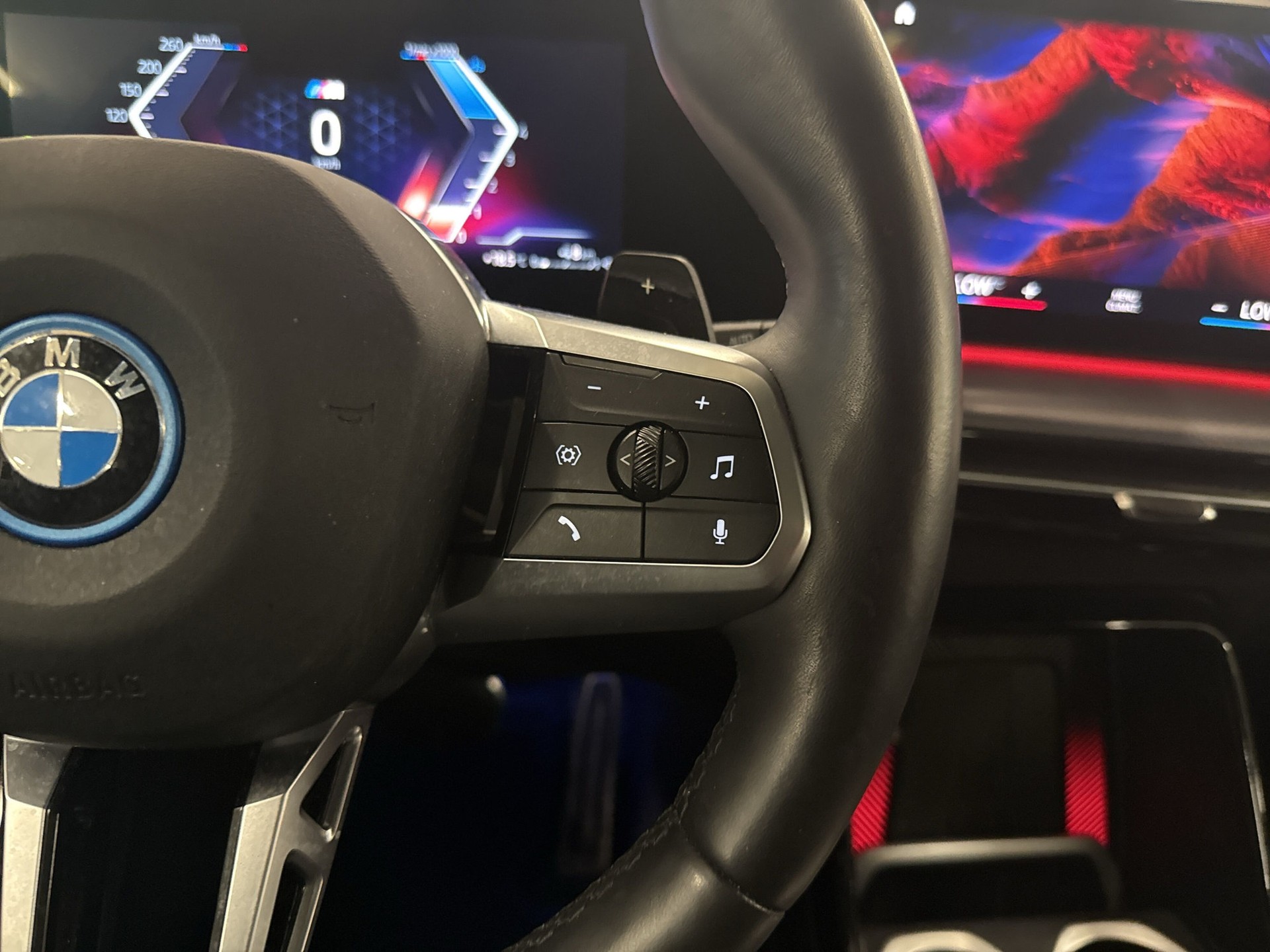 BMW X1 xDrive 30e M Sport-image-15