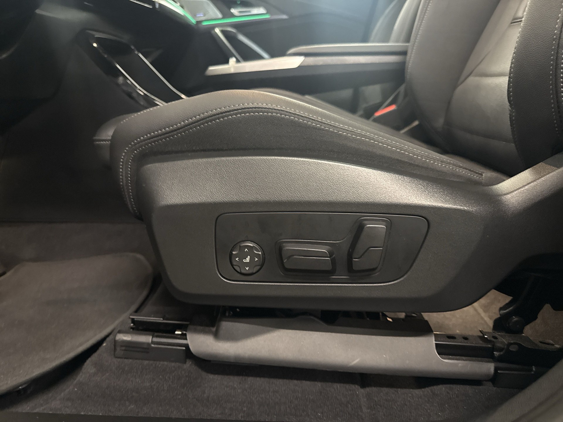 BMW X1 xDrive 30e M Sport-image-18