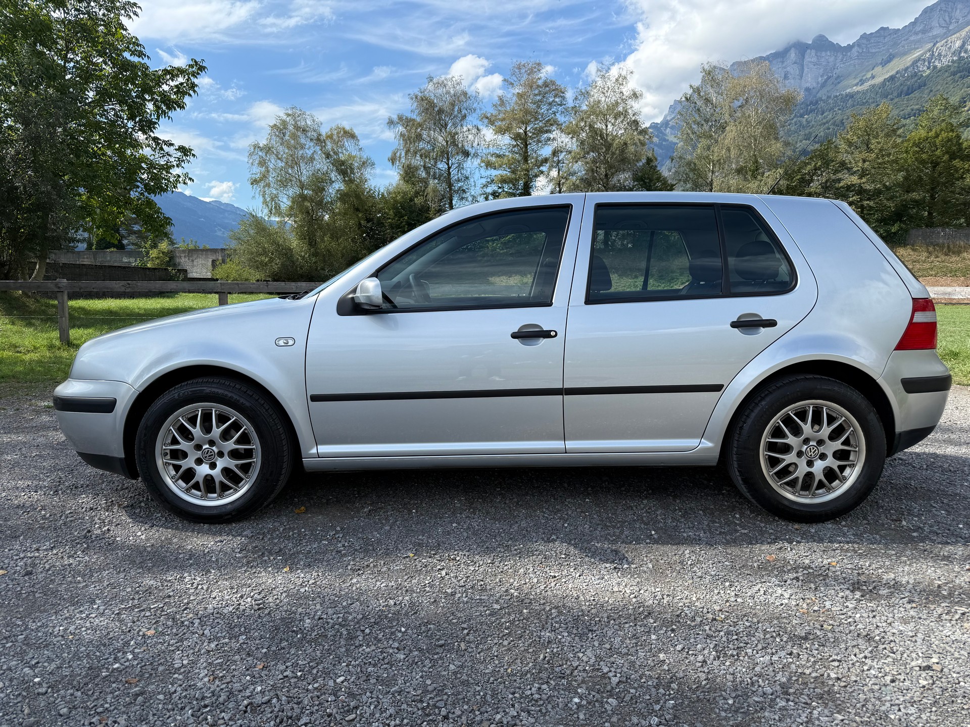 VW Golf 1.6 16V Last Edition-image-1