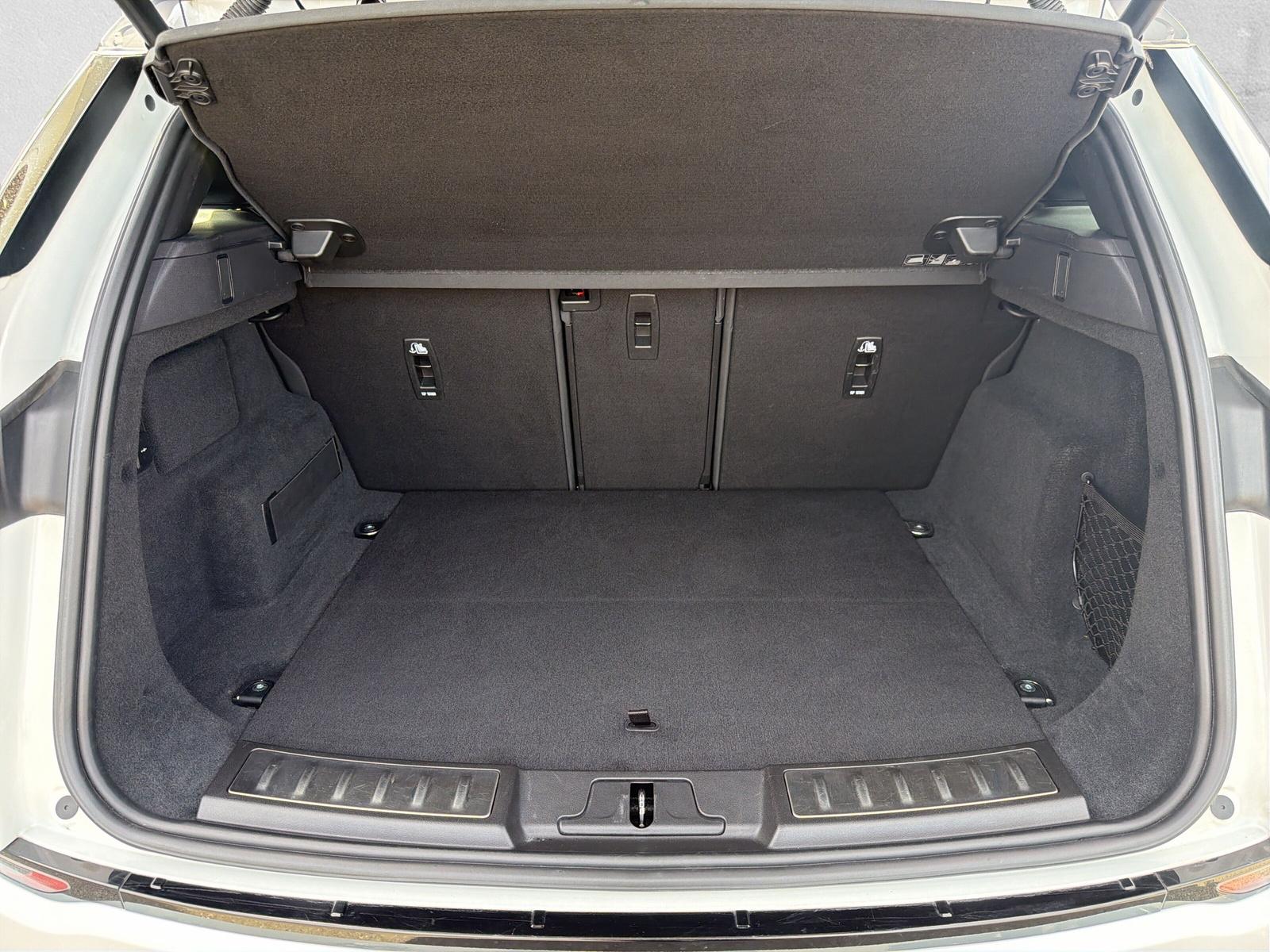 LAND ROVER Range Rover Evoque 1.5 T 300e S (CH)-image-10