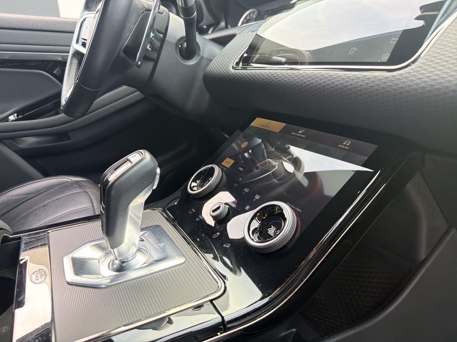 LAND ROVER Range Rover Evoque 1.5 T 300e S (CH)-image-14