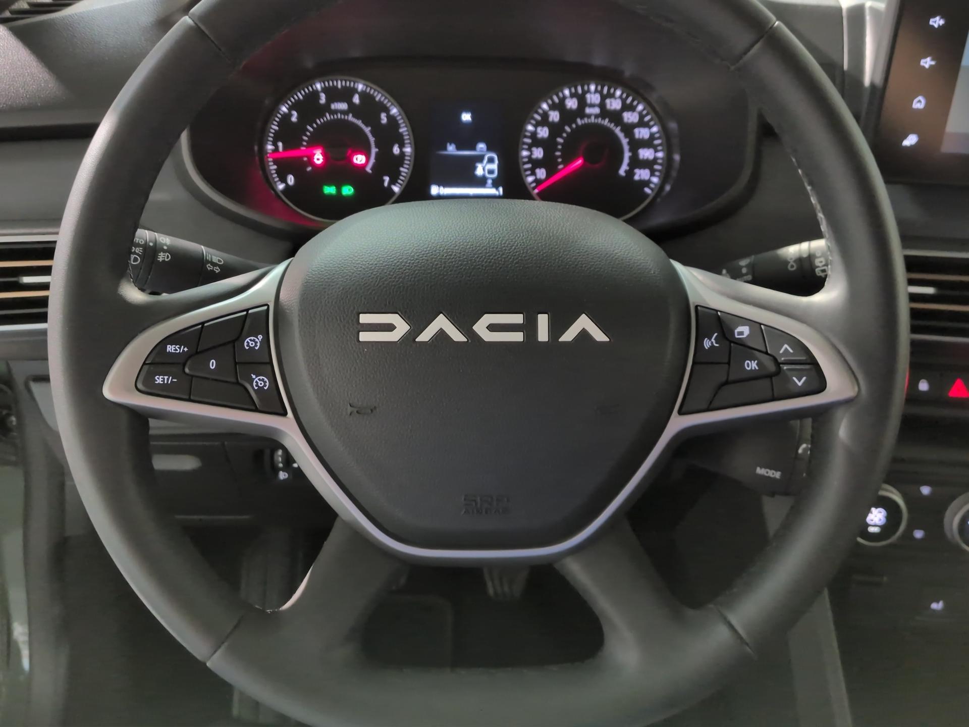 DACIA Sandero Stepway TCe 110 Extreme+-image-9