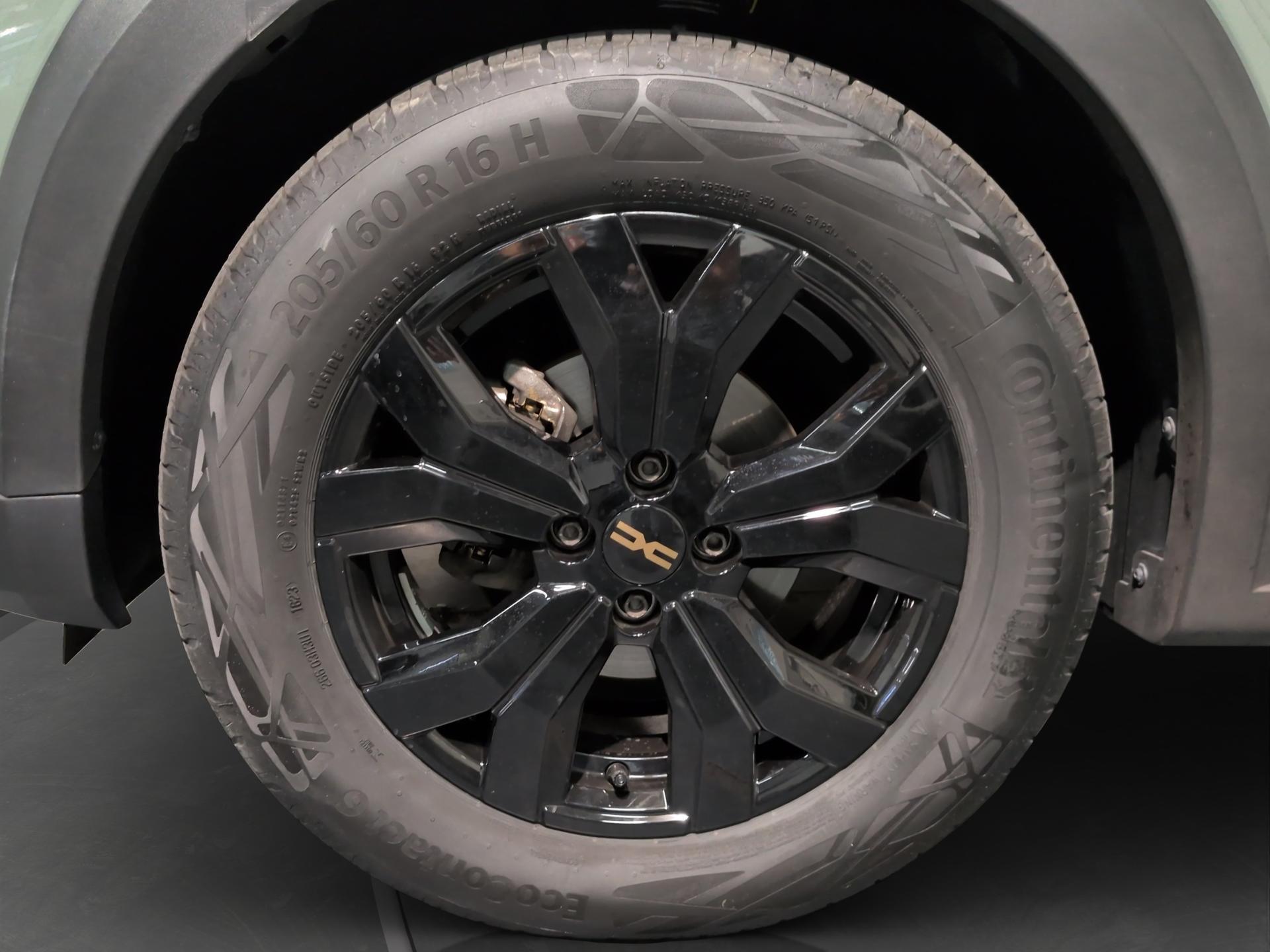 DACIA Sandero Stepway TCe 110 Extreme+-image-23