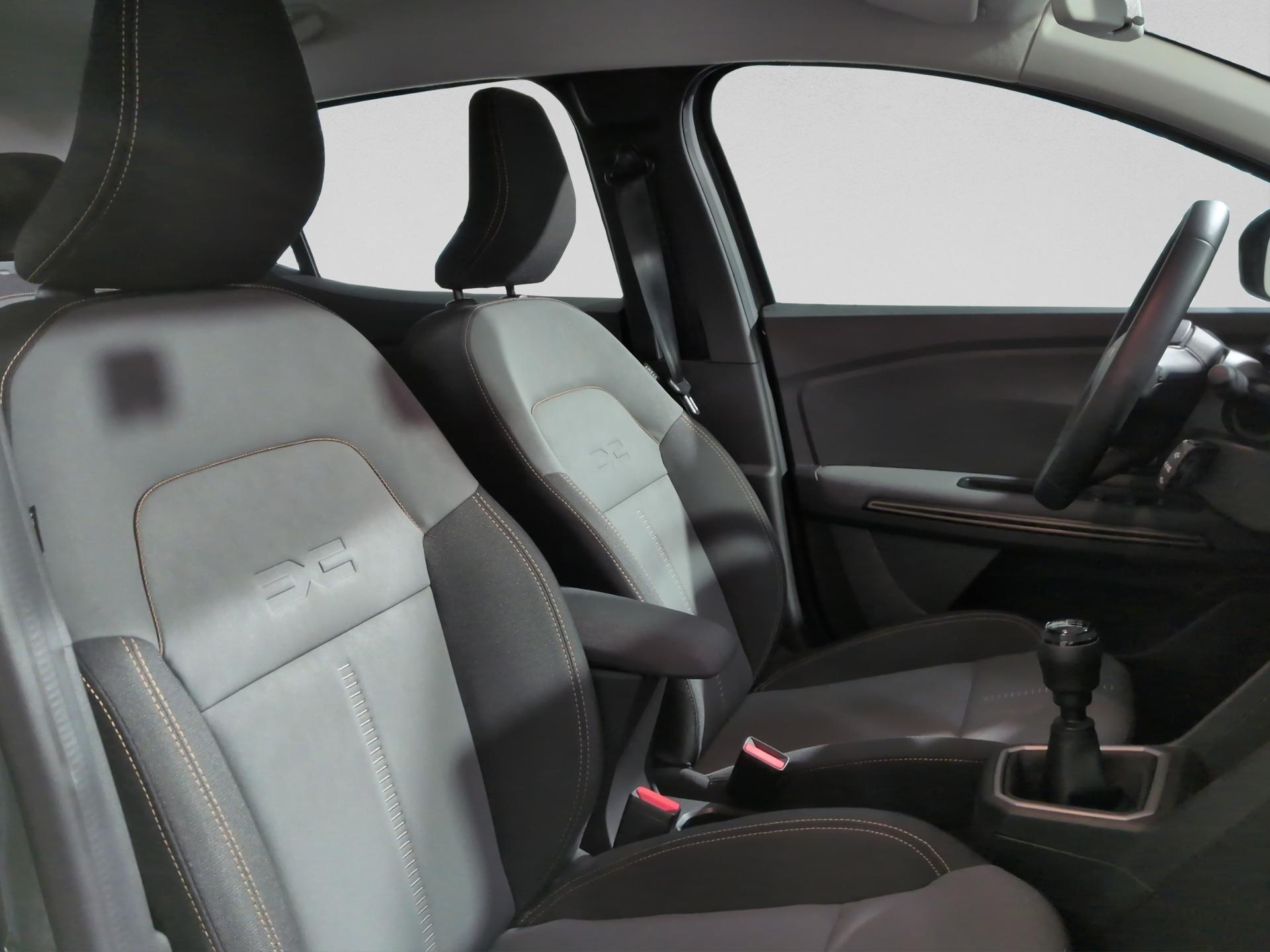 DACIA Sandero Stepway TCe 110 Extreme+-image-16
