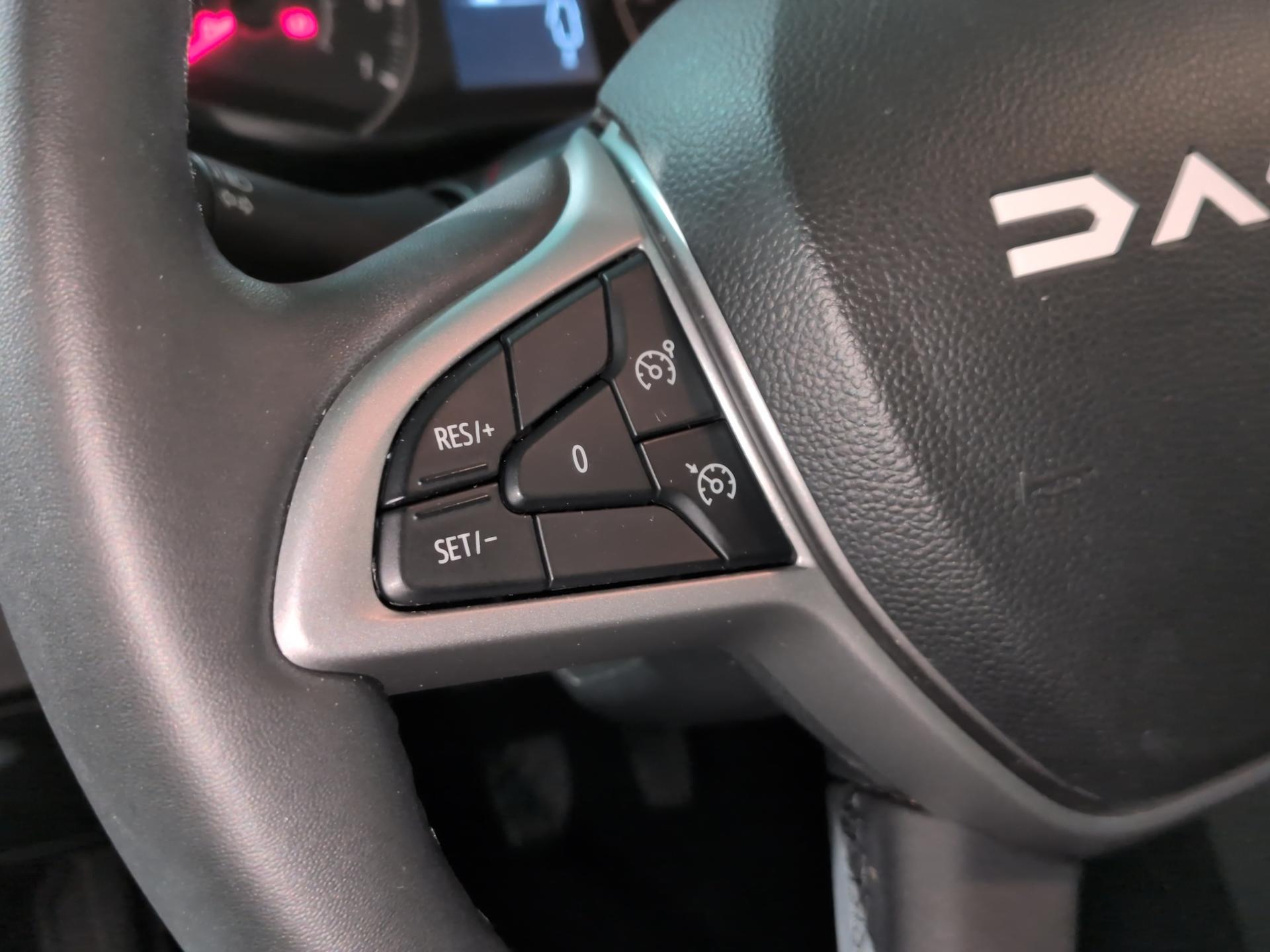 DACIA Sandero Stepway TCe 110 Extreme+-image-18