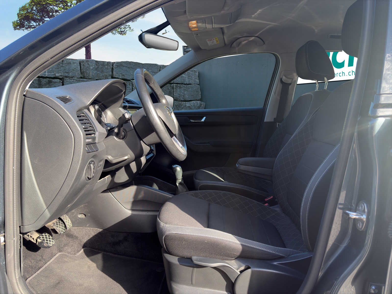 SKODA Fabia Combi 1.0 TSI Ambition-image-6