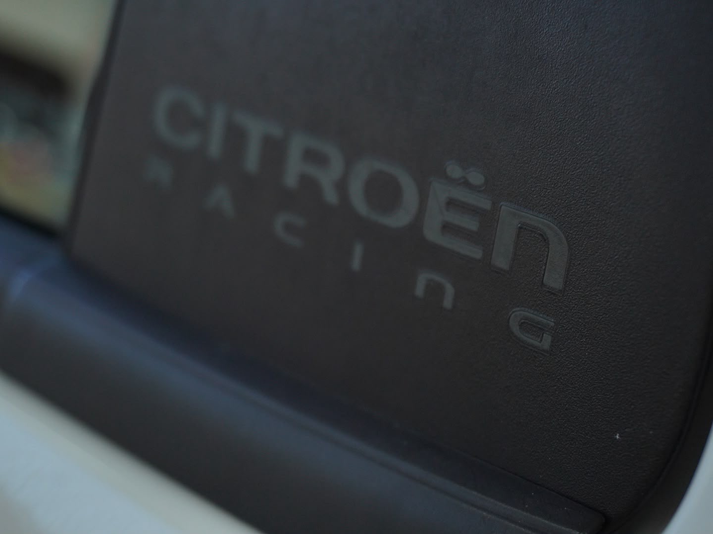 DS AUTOMOBILES DS3 1.6 THP Racing Gold Mat-image-10