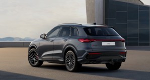 AUDI SQ5 TFSI quattro S-tronic-image-1