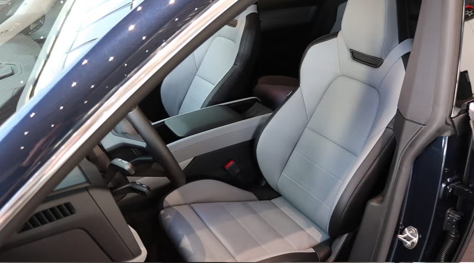 PORSCHE Cayenne Electric 113 kWh-image-4