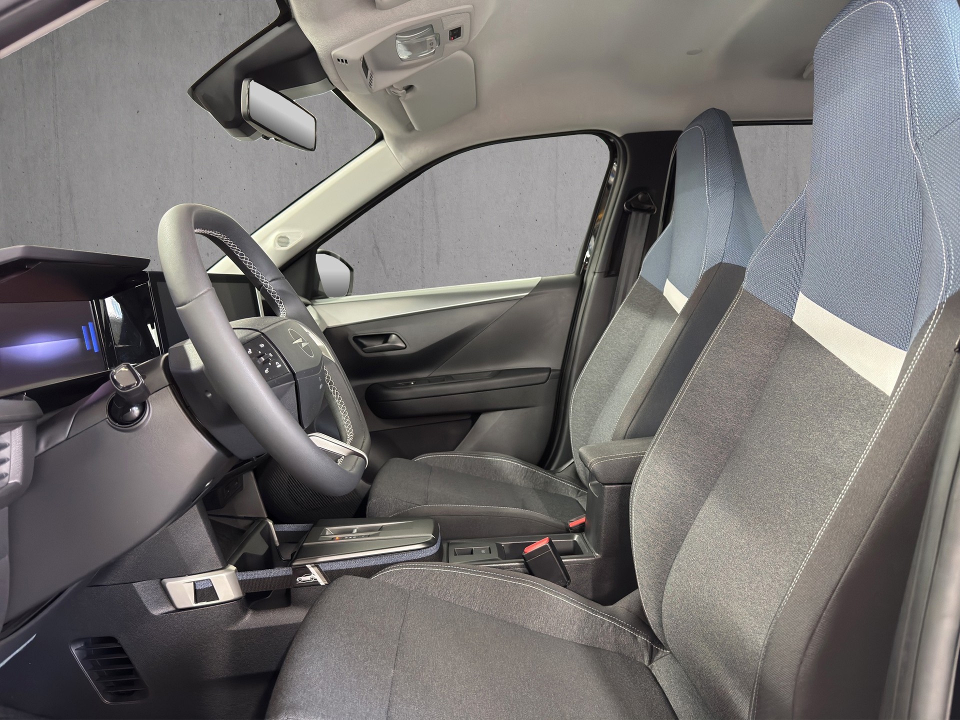 OPEL Frontera 1.2i MHEV Edition "Navi-RF.Kamera-17"Alu"-image-7