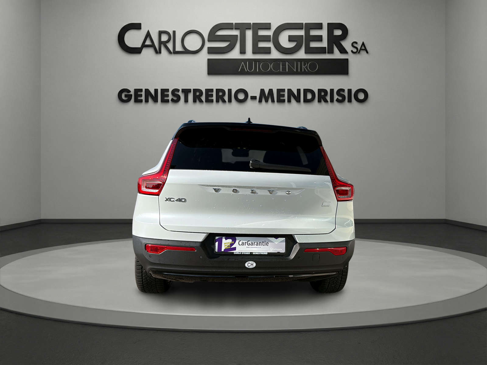 VOLVO XC40 P8 AWD Pure Electric R-Design-image-7