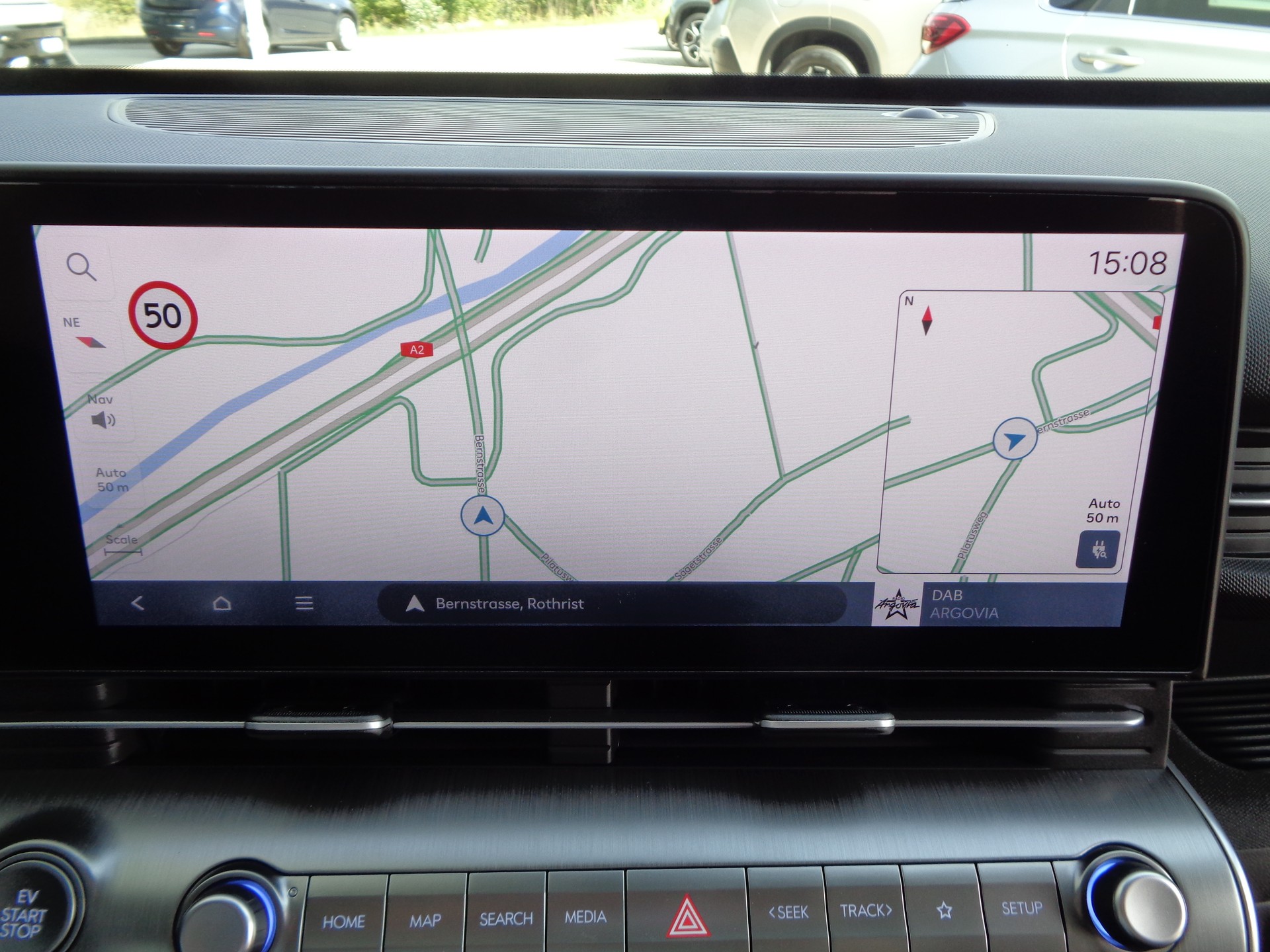 HYUNDAI Kona EV 65.4 kWh Origo-image-8