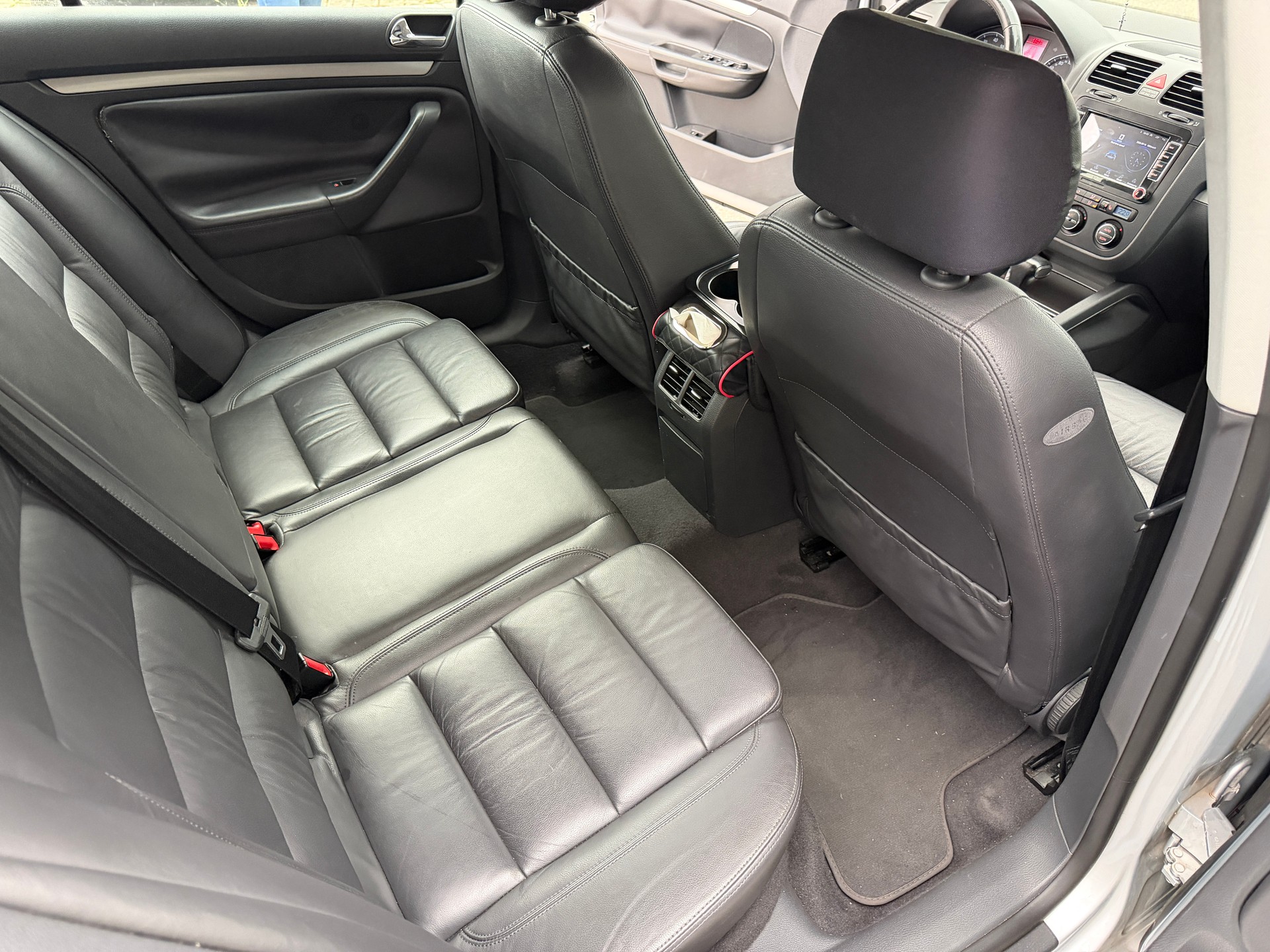 VW Golf 2.0 FSI GT Sportline *AB GROSSE SERVICE* NAVI*LEDER*-image-12