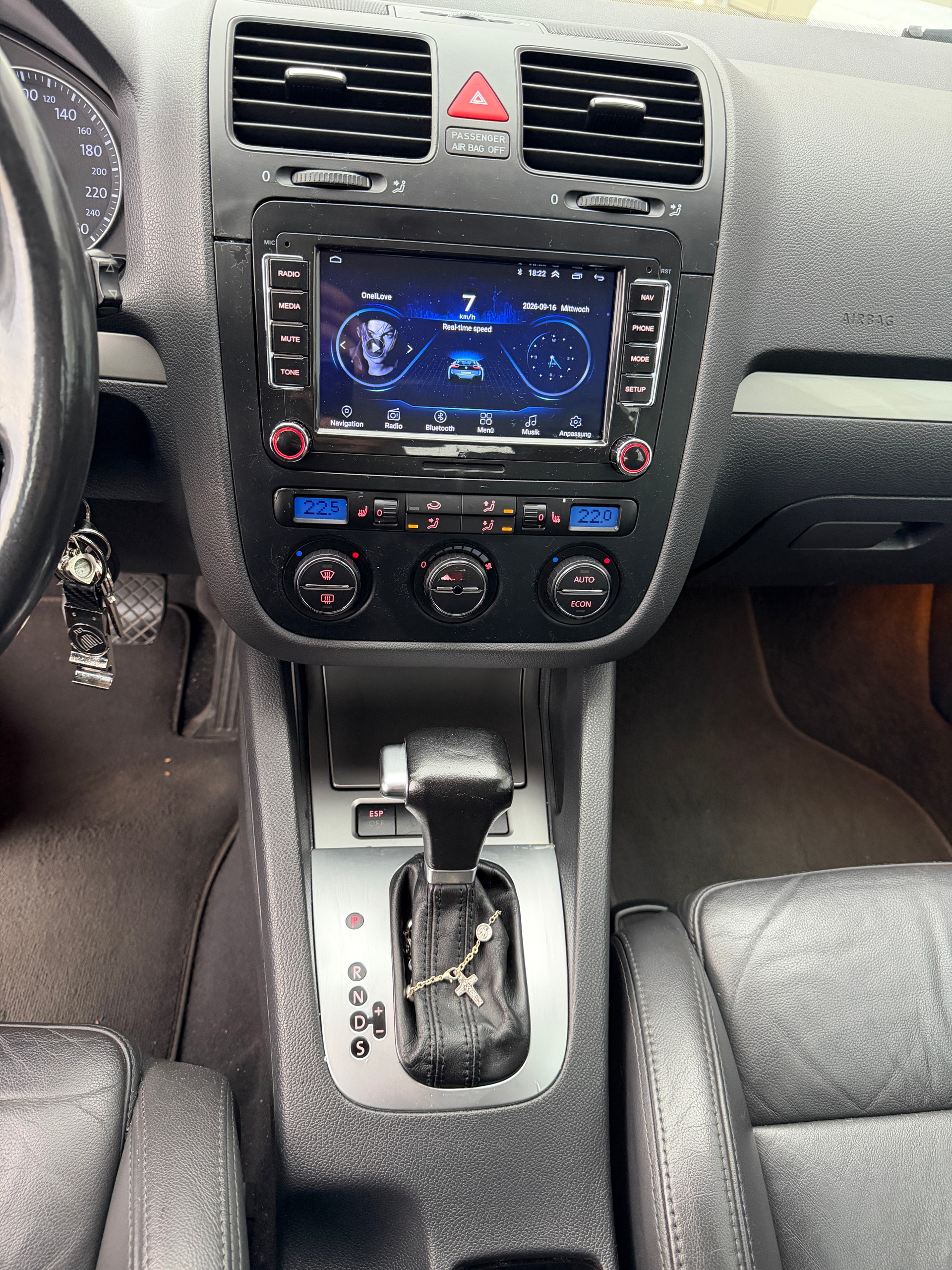 VW Golf 2.0 FSI GT Sportline *AB GROSSE SERVICE* NAVI*LEDER*-image-11