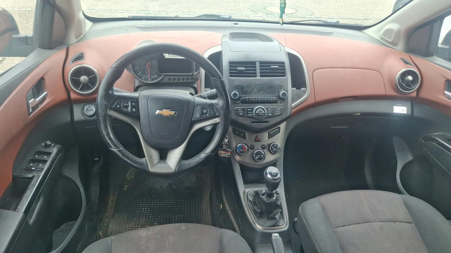 CHEVROLET Aveo 1.4 LTZ-image-9